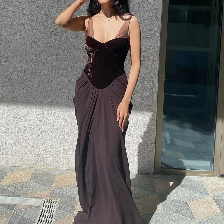 VC Chic Sleeveless Maxi Dress with Velvet Bodice and Chiffon Drape for Upscale Receptions Evening Gown