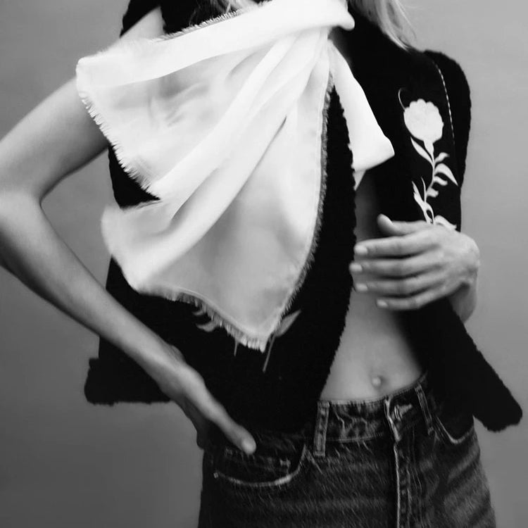 Women's Fashion Flower Embroidery Reversible Vest Vintage Suede Lamb Warm Vest Short Loose Sleeveless Vest Street Style Ves