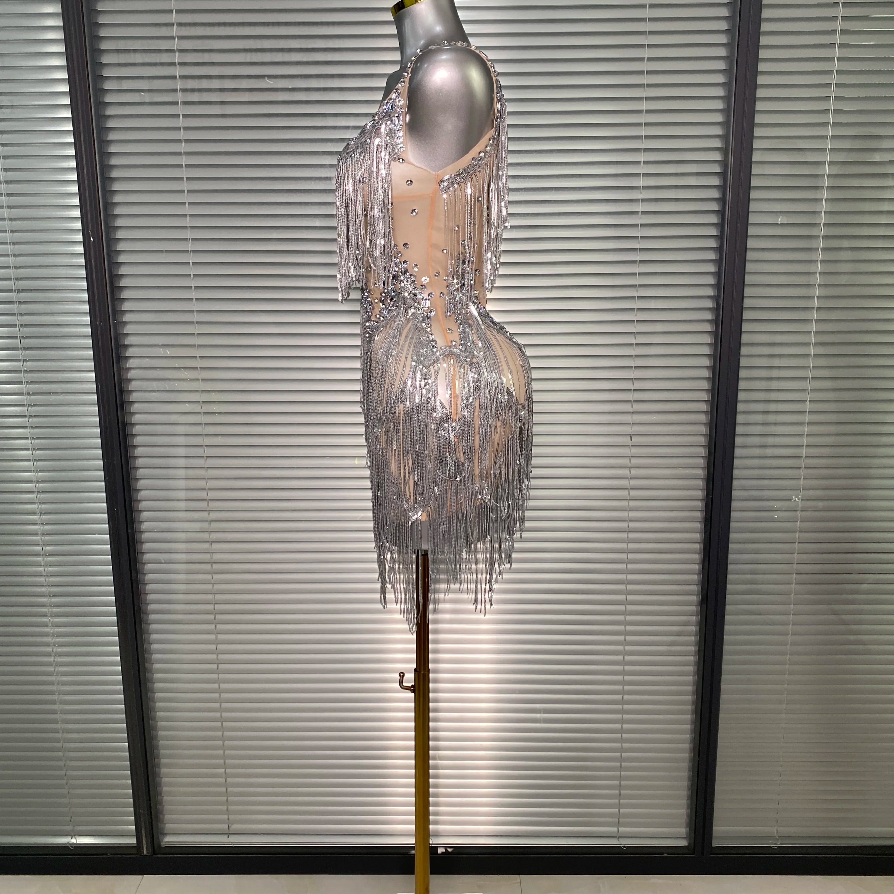 Celebrity New Women Sexy Mesh Sleeveless Stage Performance Costume Crystal Tassel Dancer Singer Night Club Mini Party Dress