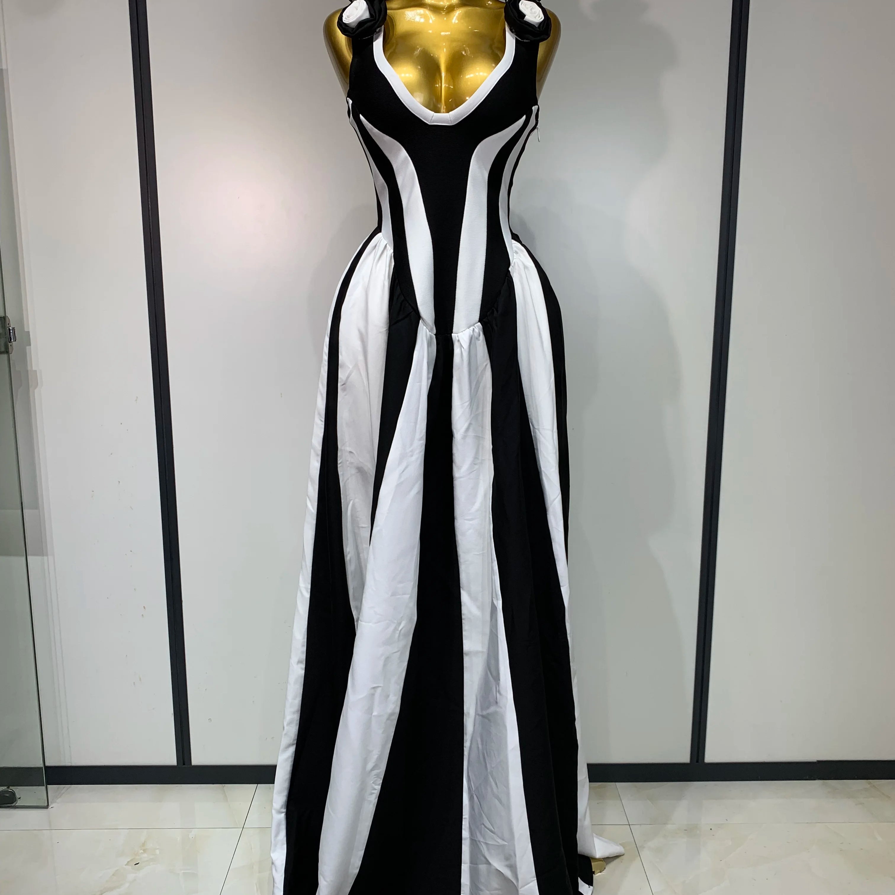 Sexy High fork Sleeveless Bandage Dress Women Flower Black White Stripe Long Dresses Vacation Party Elegangt Party Club Dresses
