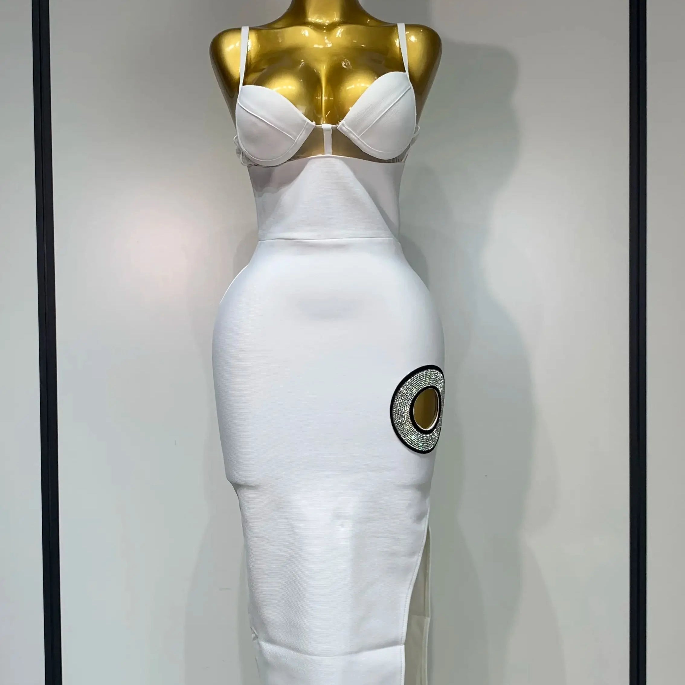 Fashion Sexy V Neck Backless Diamonds Split Women Bodycon Bandage Dress 2025 White Elegant Evening Club Party Birthday Dresses