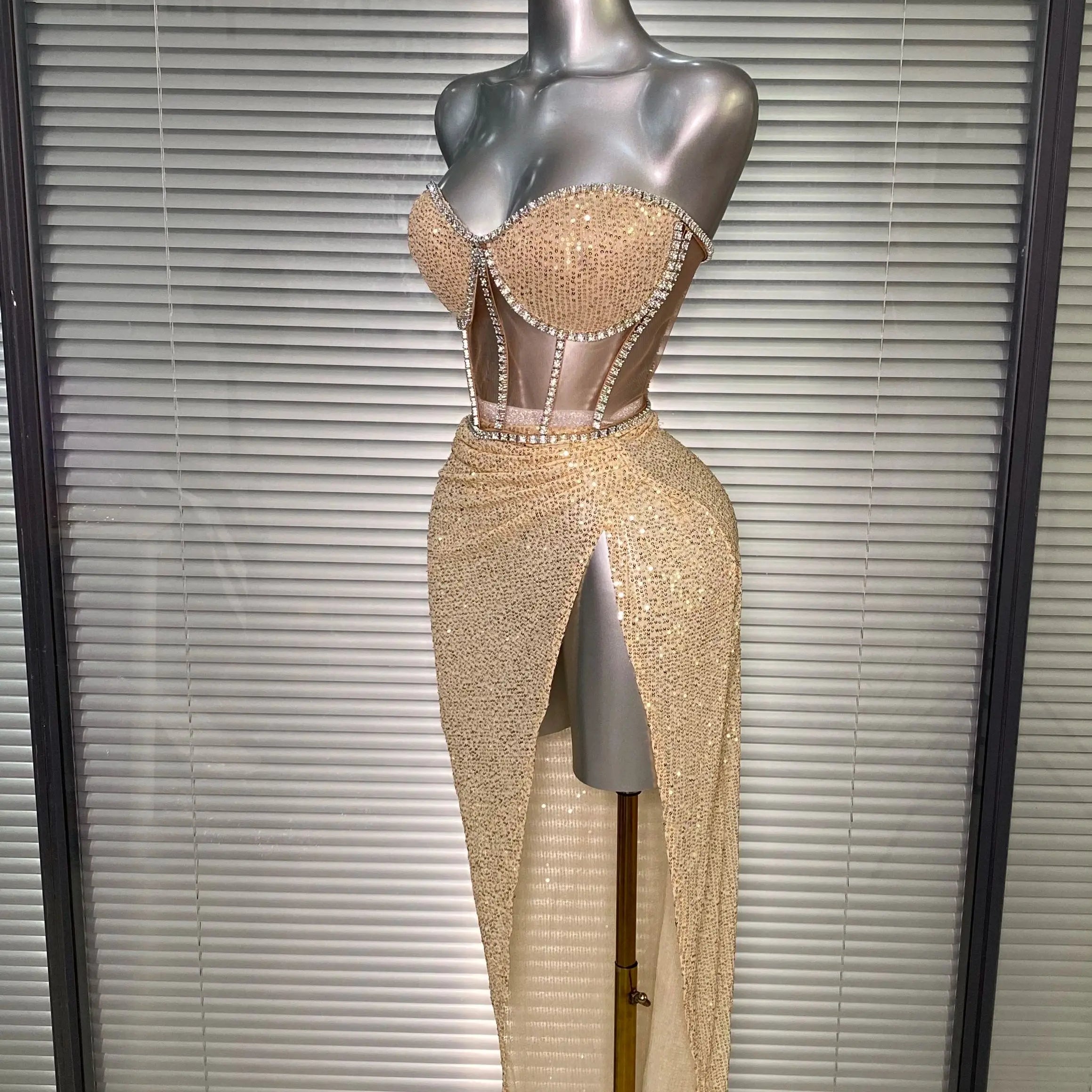 Women Sexy Sparkly Sequins Strapless Lace Openback Two Piece High Split Birthday Party Nightclub Outfit Dancer Performance Suit