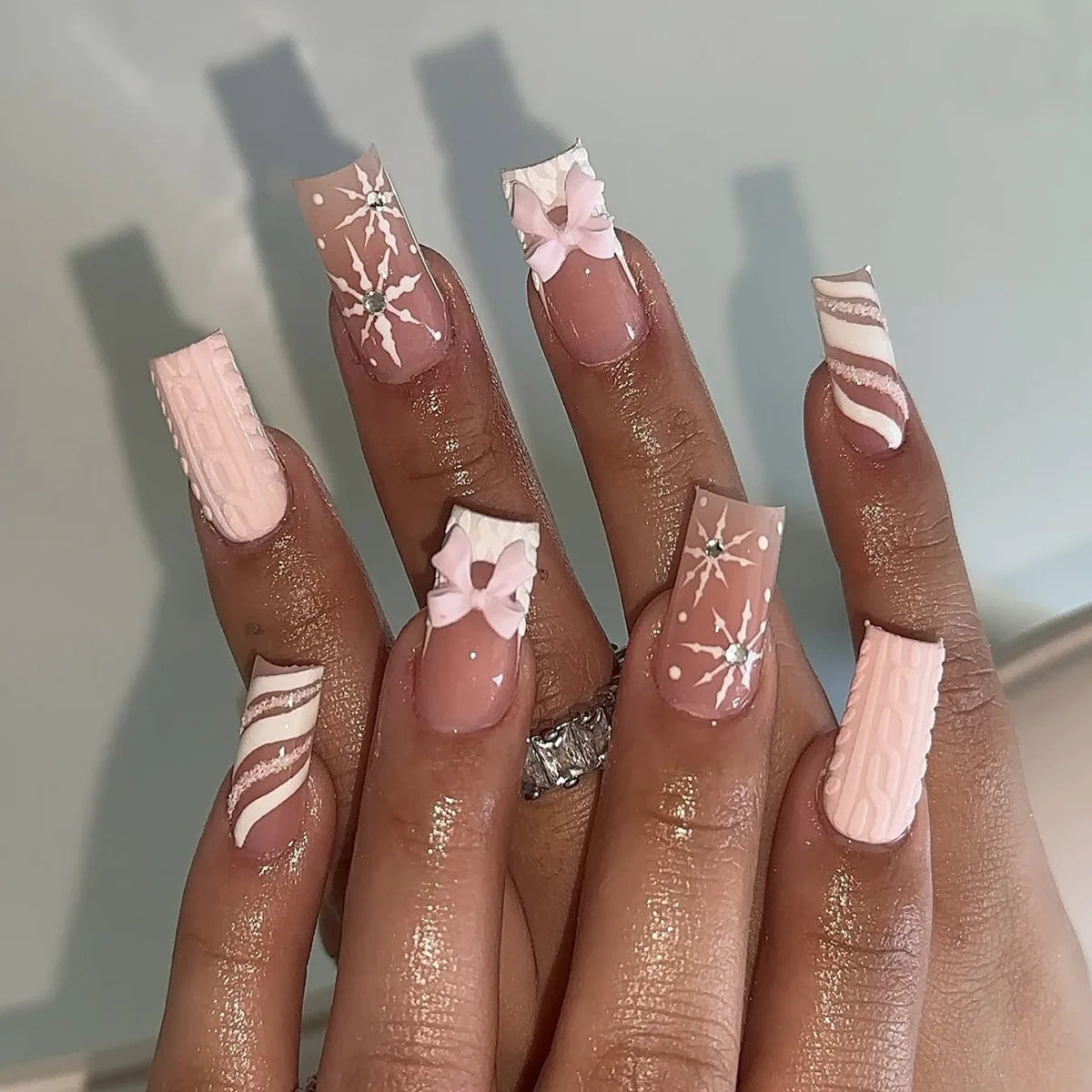 24Pcs Nude Pink Color Fake Nails Women Christmas Party Ballet Press On Nails White French Acrylic False Nails 3D Bowknot Decor