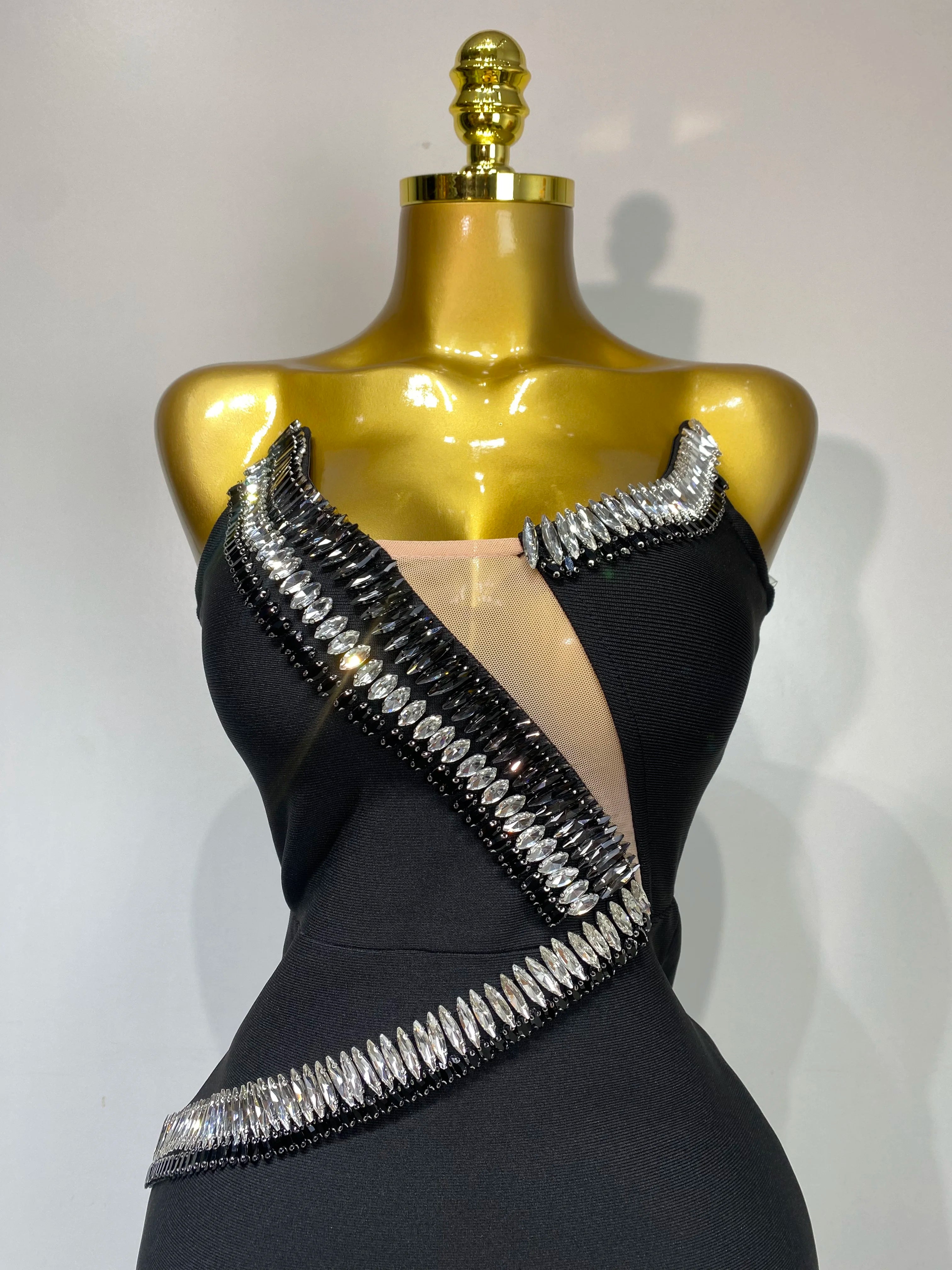 Women Sexy Strapless Bodycon Bandage Dress Rhinestone Celebrity Elegant Evening Party Gown Luxury Birthday Wedding Guest Dress