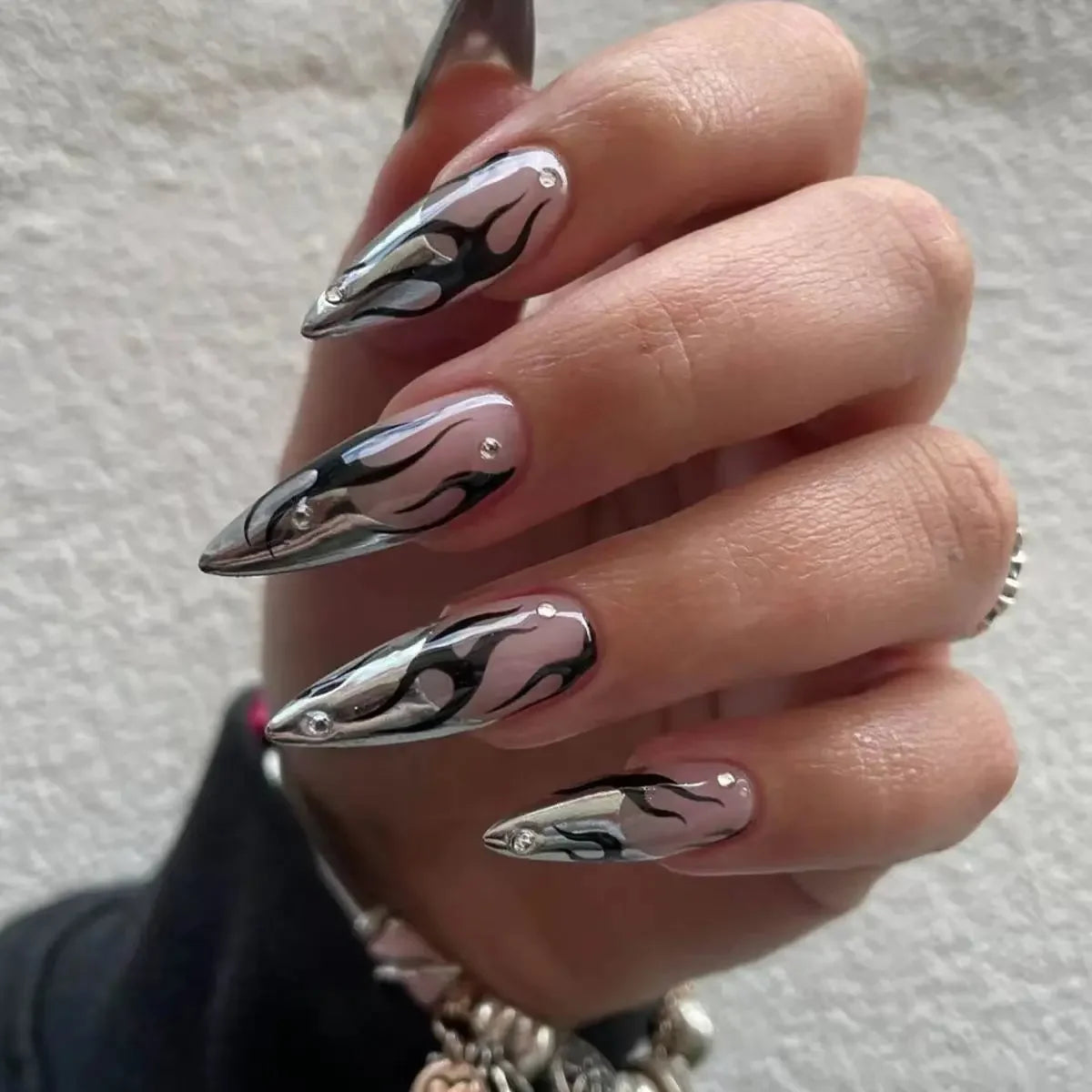 3D Gold Glitter Fake Nail Mid-length Almond Spice Girls False Nails with Stiletto Detachable Nail Tips Art Press on Nails 24Pcs