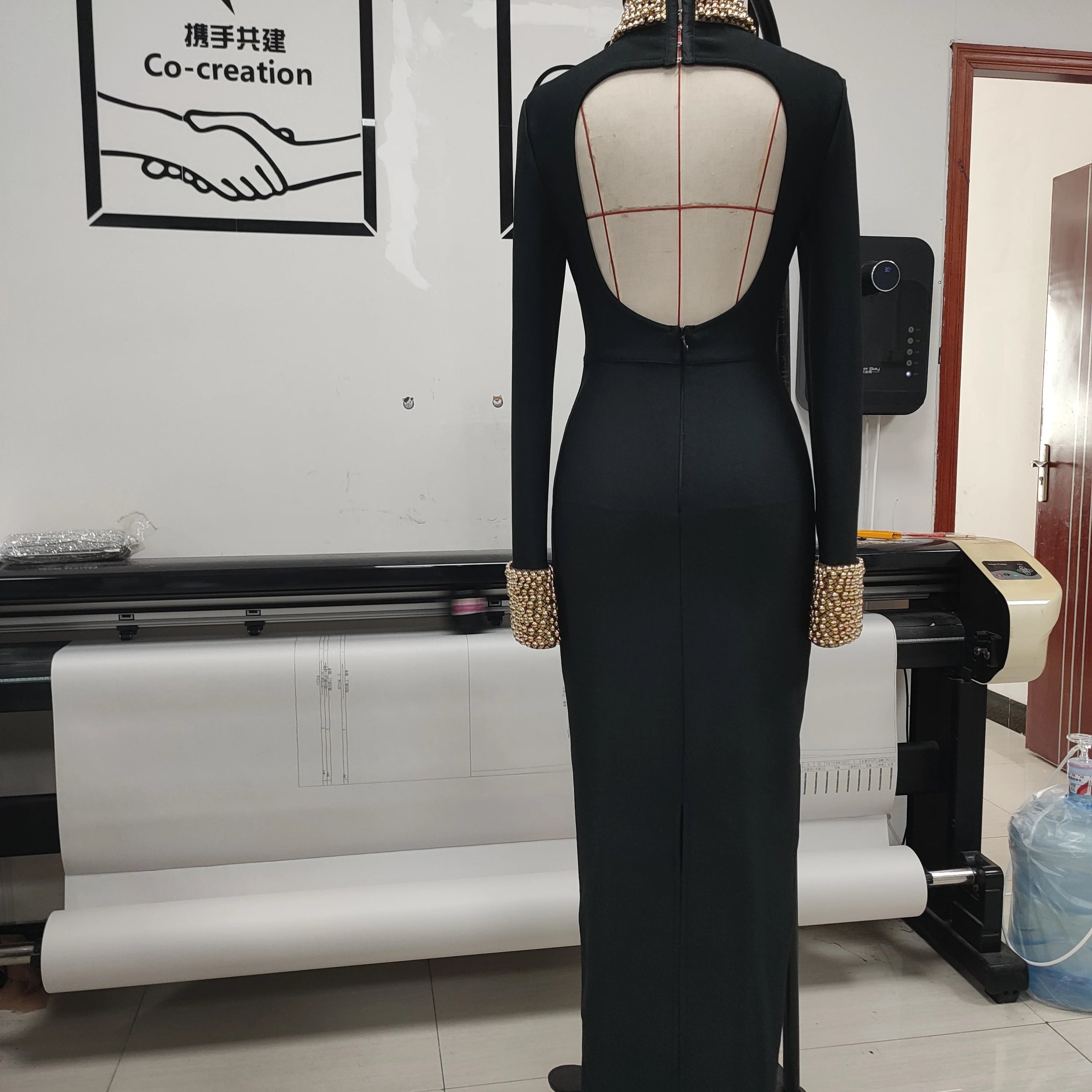 Winter Black Women Long Sleeve Sexy Golden Beading Bodycon Bandage Long Dress Backless Celebrate Evening Party Outfit