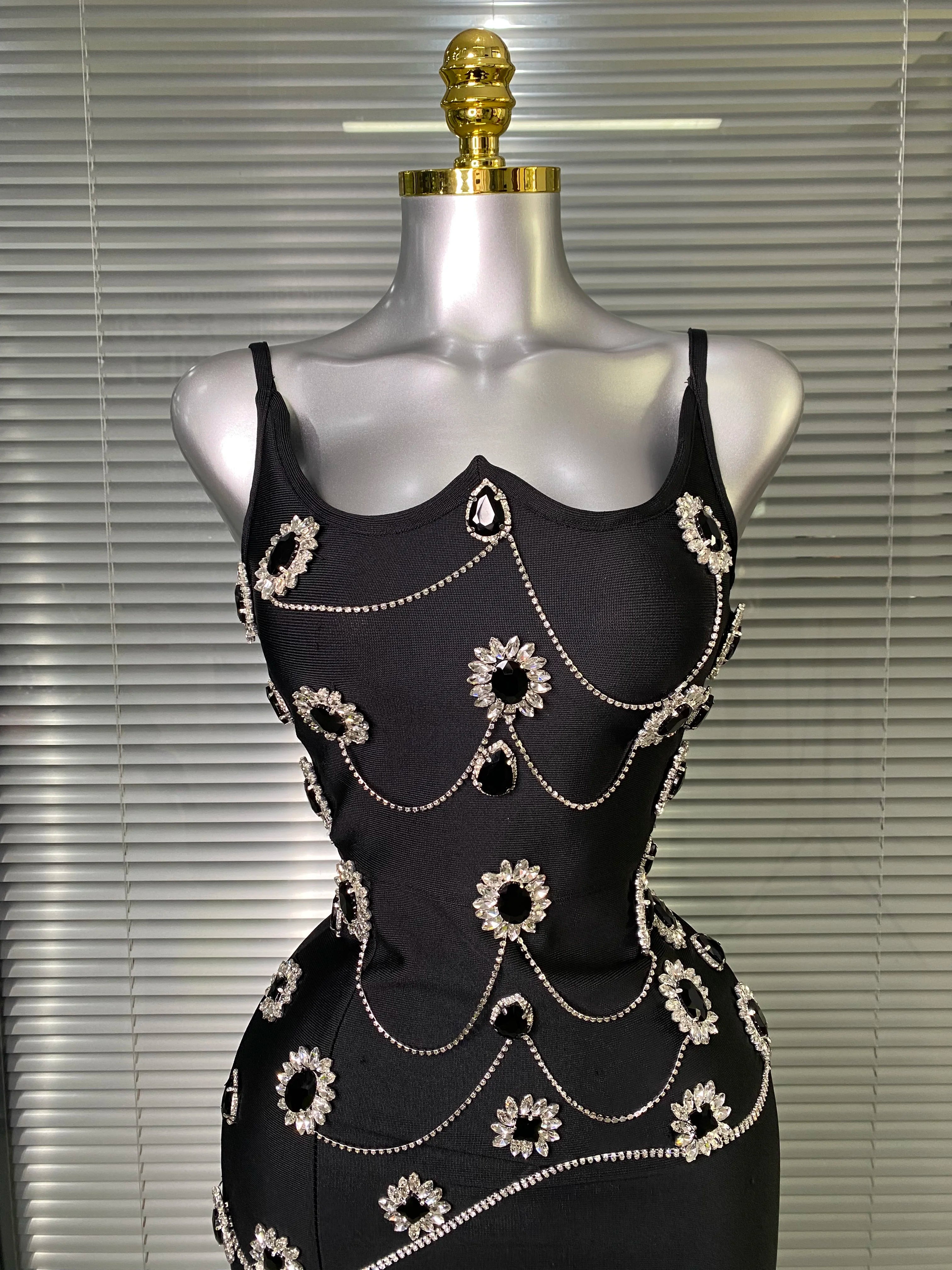 Brand New 2025 Women Black Long Bodycon Bandage Dress Crystal Chain Elegant Evening Party Dress Vestido