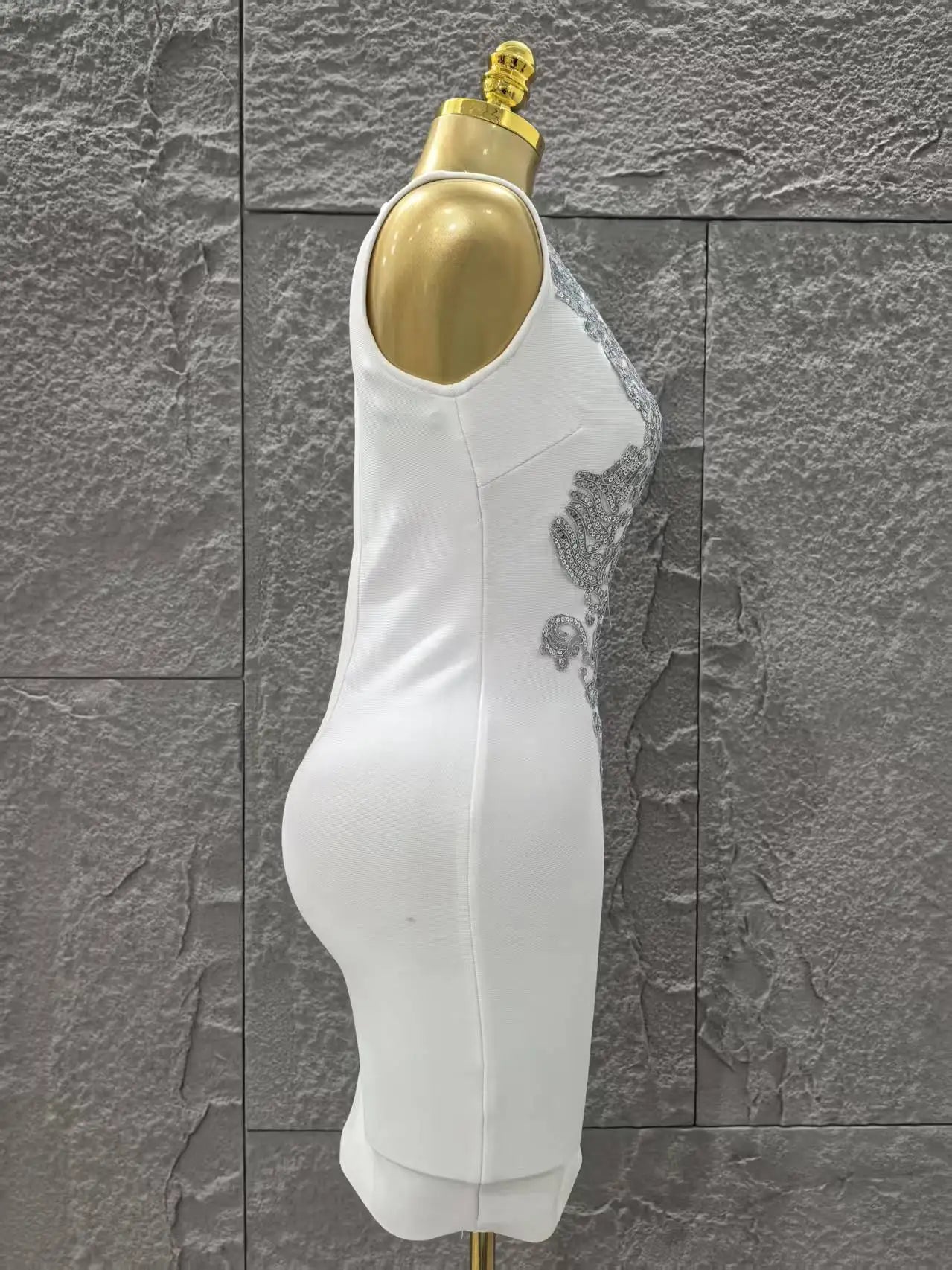 Women Sleeveless Sexy V-Neck Bodycon Mini Bandage Dress Rayon Celebrate Nightclub Party Birthday Cocktail Fashion Dress