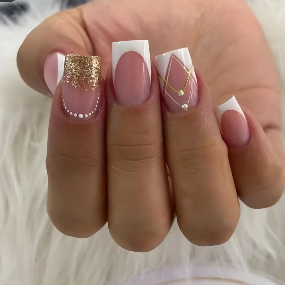 24Pcs Simple Fake Nail with Broken Diamond Short Square Press on False Nails Gradient White Wearable Ballet Full Cover Nail Tip
