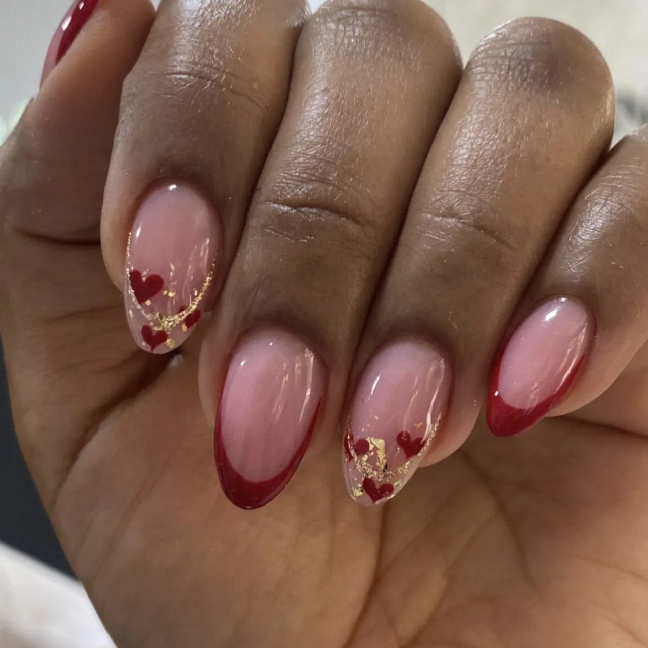 24Pcs Glitter Gradient Love Fake Nails Short Almond French Design Valentine Day Party Pink Press on Nails Sweet Girl False Nails
