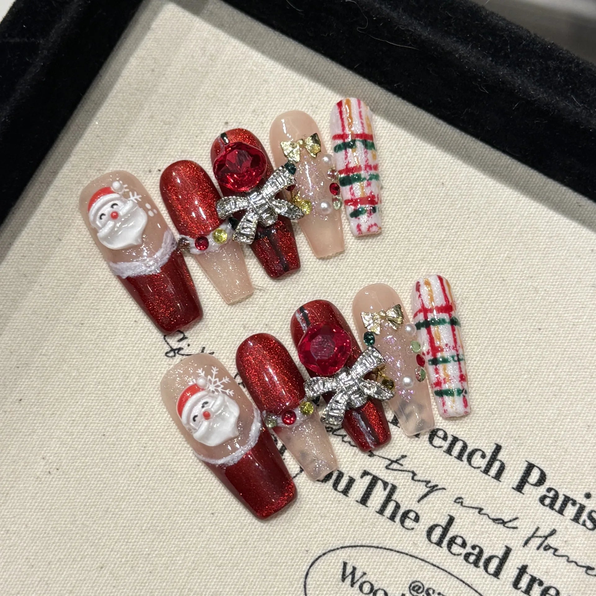 10 peças unhas postiças 3D artesanais de Natal, unhas postiças com laço de Papai Noel, unhas postiças de acrílico francesas de neve de inverno