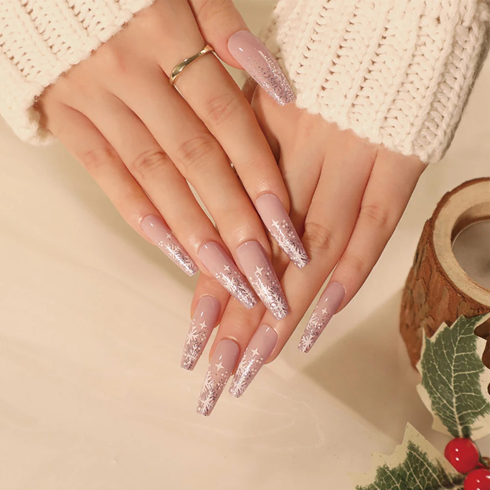 24Pcs/Box Christmas Women Wearable Fake Nails Finished Full Cover Europe America Christmas Collection Short Flat Nails Art Gift 50