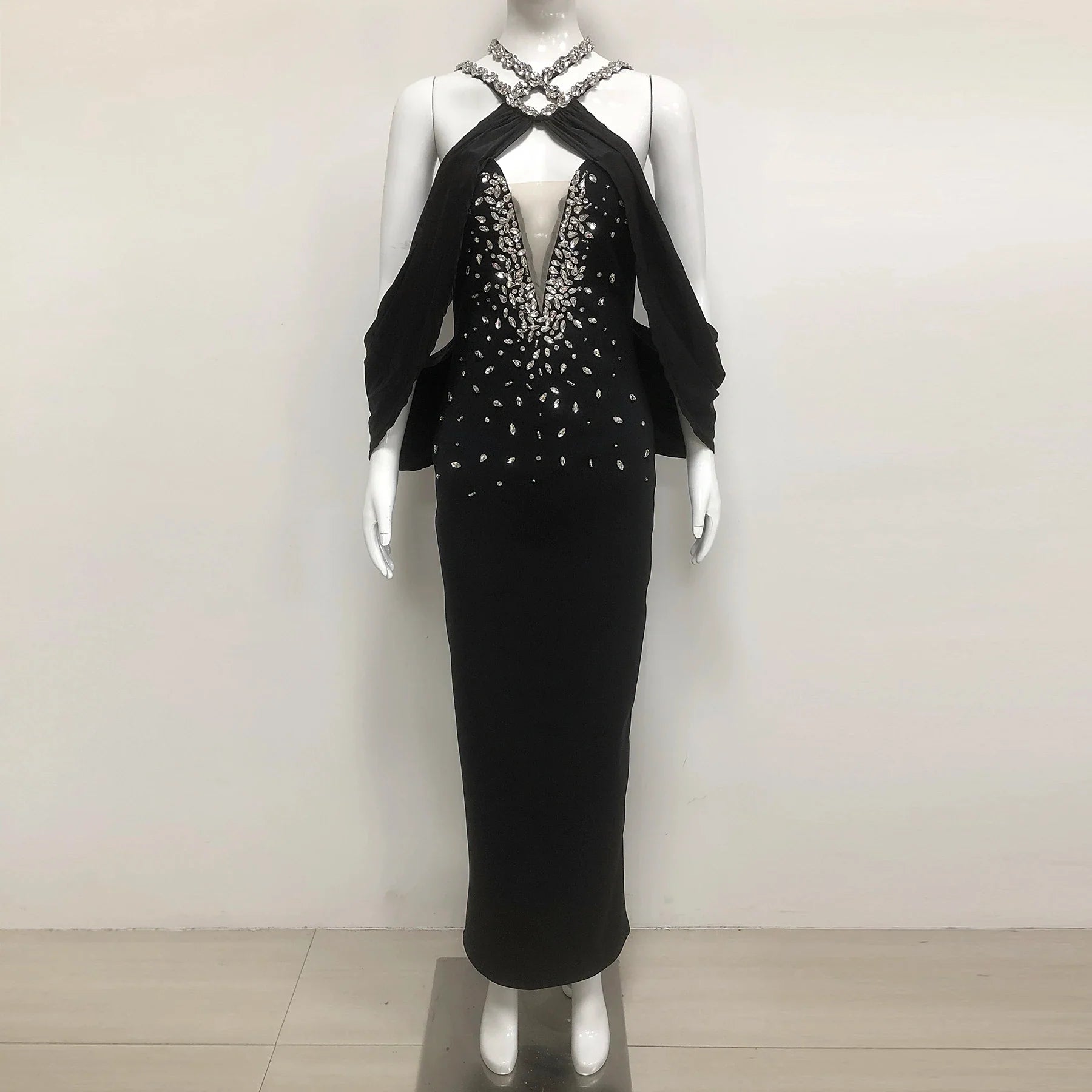 Women Celebrity Sexy Key Hole Beading Diamonds Pink Maxi Long Bodycon Bandage Dress Elegant Evening Club Party Dress