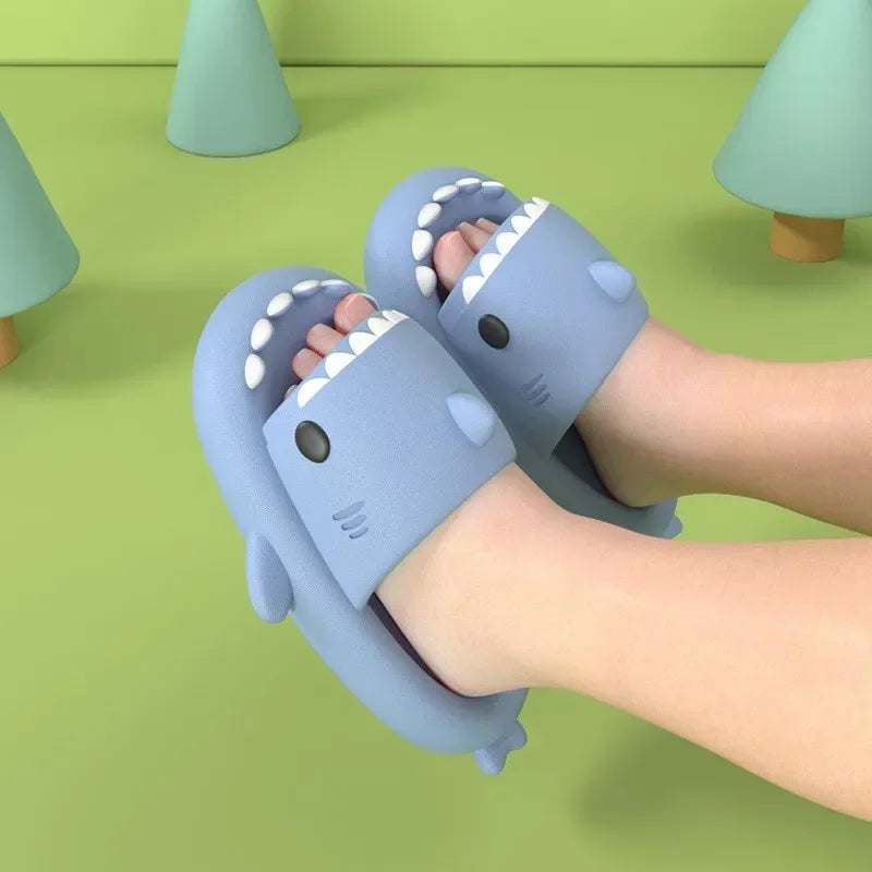 Summer Shark Slippers Women Slides Men Bathroom Flip Flops Home Anti-Skid Flat Shoes Outdoor Children's Funny Sandals