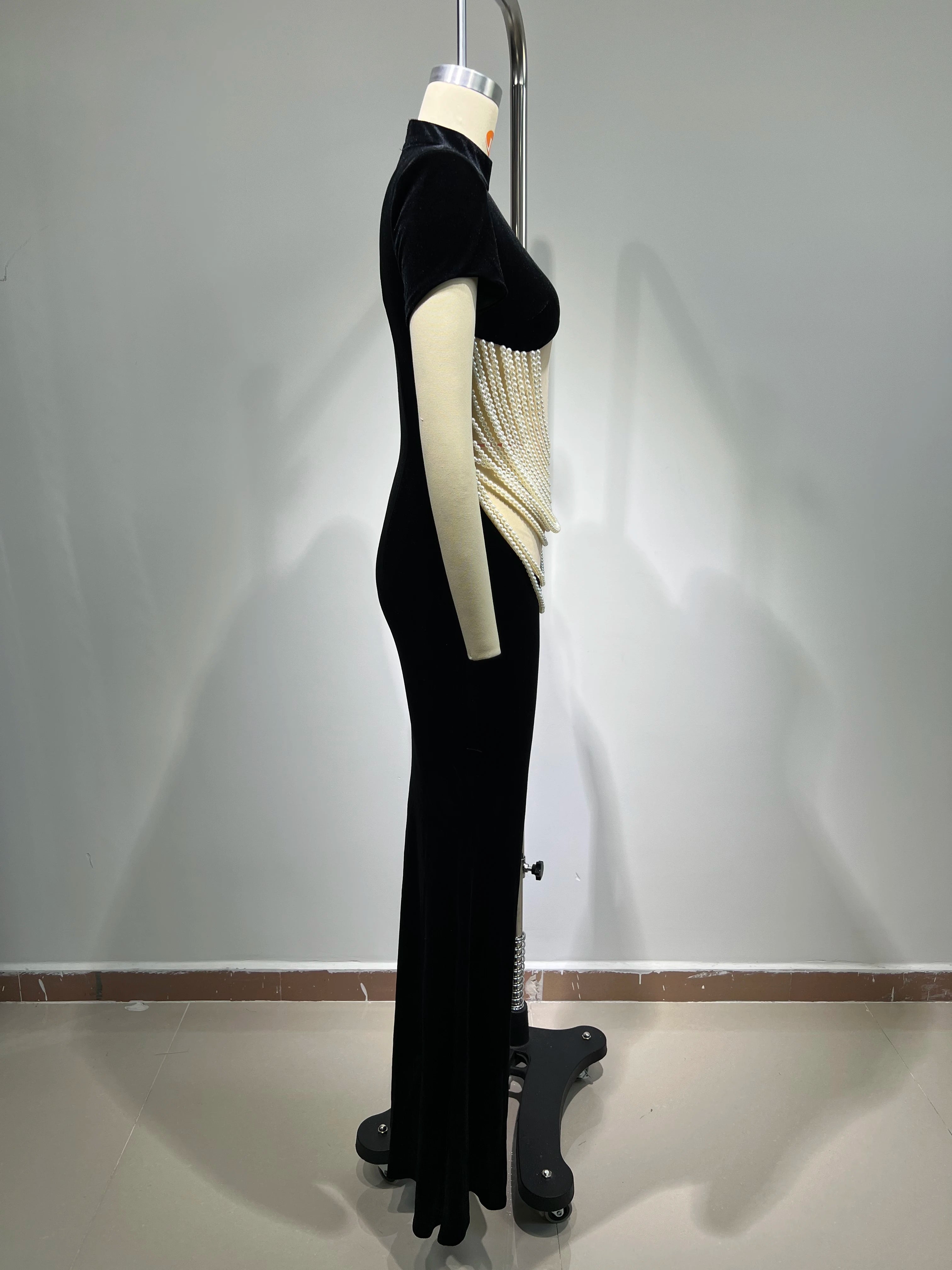 High Quality Pearl String Sexy Hollow Out Black Velvet Long Dress Elegant Woman Evening Party Dress Red Carpet Goddess Vestido