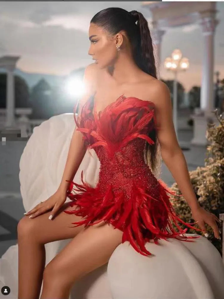 Luxurious Spring Red Color Women Strapless Feathers Bodycon Mini Dress Celebrate Birthday Cocktail Party Dress