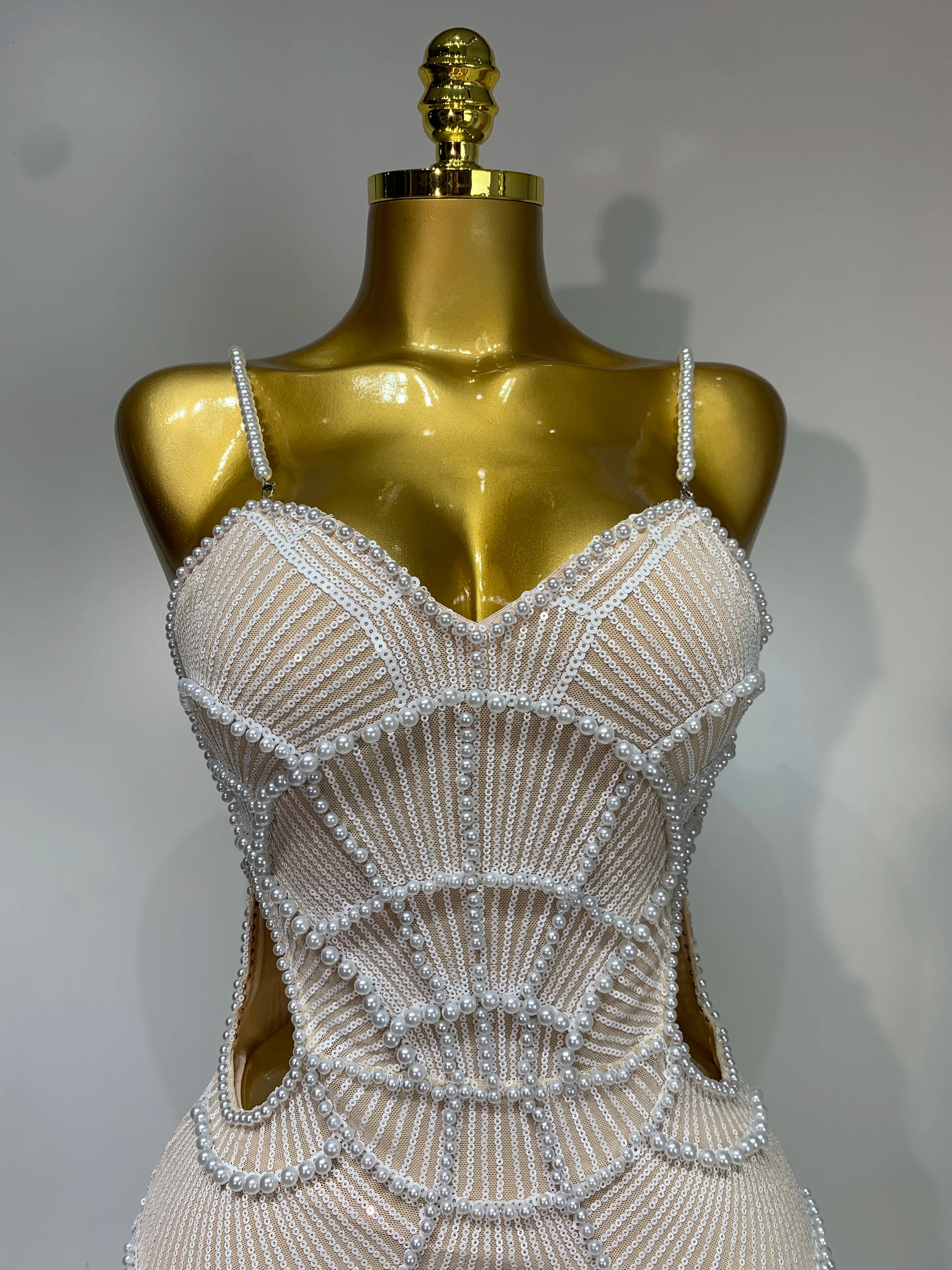 Women Sexy V Neck Pearl Beading Cut Out Maxi Long Bodycon Prom Gowns Dress Luxury Birthday Elegant Evening Party Club Dress