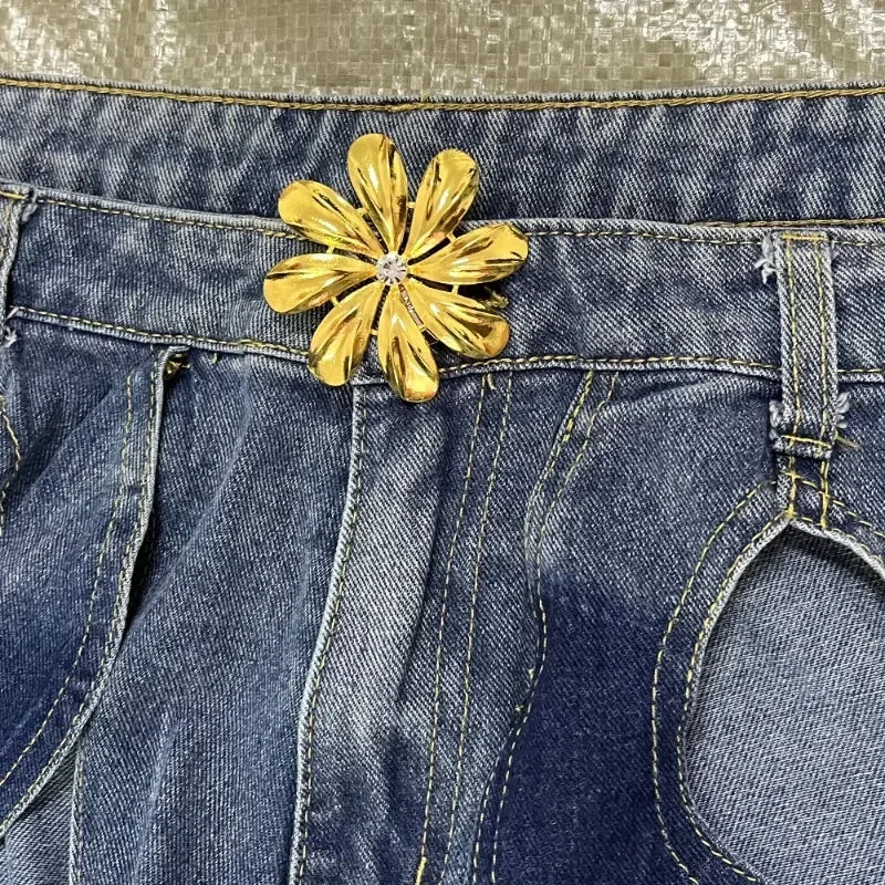 Winter Fashionable Twisted Heart Jeans - Customizable with Metal Buckle Heart-Shaped Jeans,Halloween Party Costume