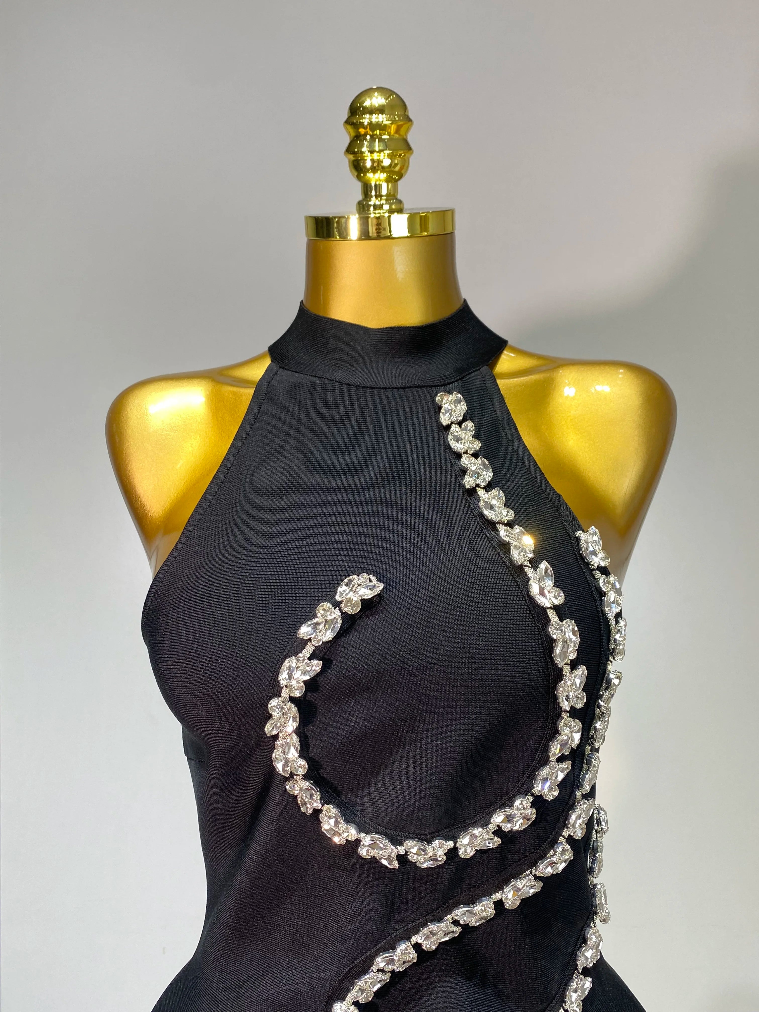 Women Sexy High Neck Shinning Crystal Bodycon Mini Bandage Dress Nightclub Party Luxury Birthday Elegant Celebrity Evening Dress