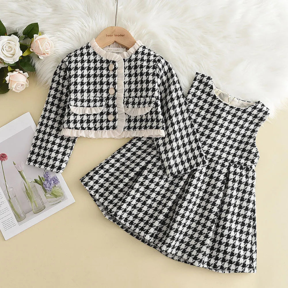 Bear Leader Baby Girls Clothes Set Autumn Winter Cartoon Grape Clothing Set New Kids Knitted Sweet Outfit Children Clothes Suit AX2392A