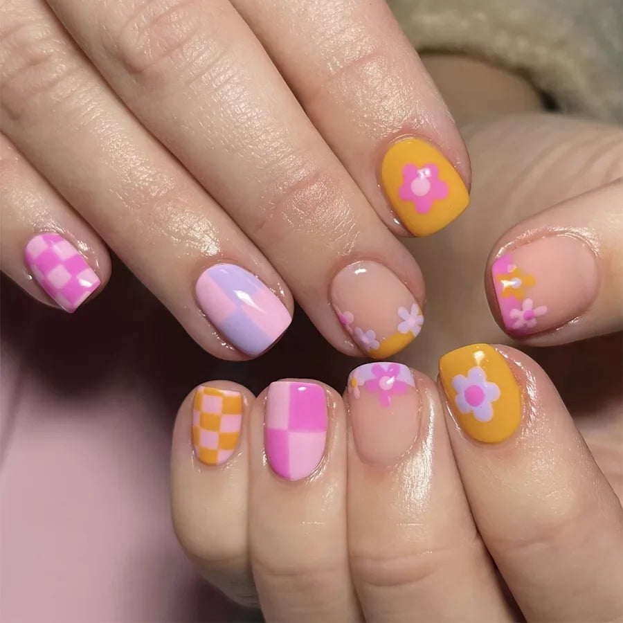 Faux ongles courts et carrés brillants, 24 pièces/boîte, pointe française colorée, motif floral, printemps-été, pour femmes