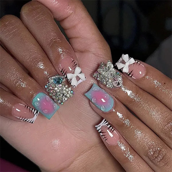 24Pcs Press on Fake Nails Zebra Stripes Short Square Head Crucifixion French False Nails Wearable Manicure Tips Acrylic Nail Art