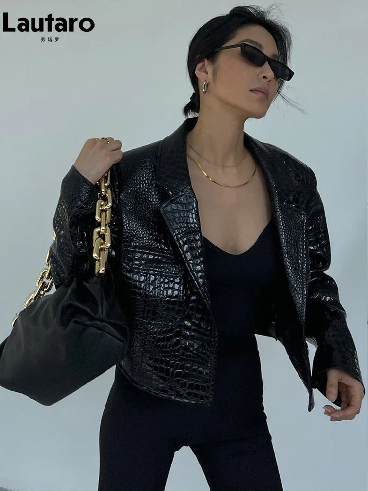 Spring Autumn Short Cool Stylish Shiny Reflective Crocodile Print Patent Pu Leather Jacket Women Runway Fashion 2023 Black