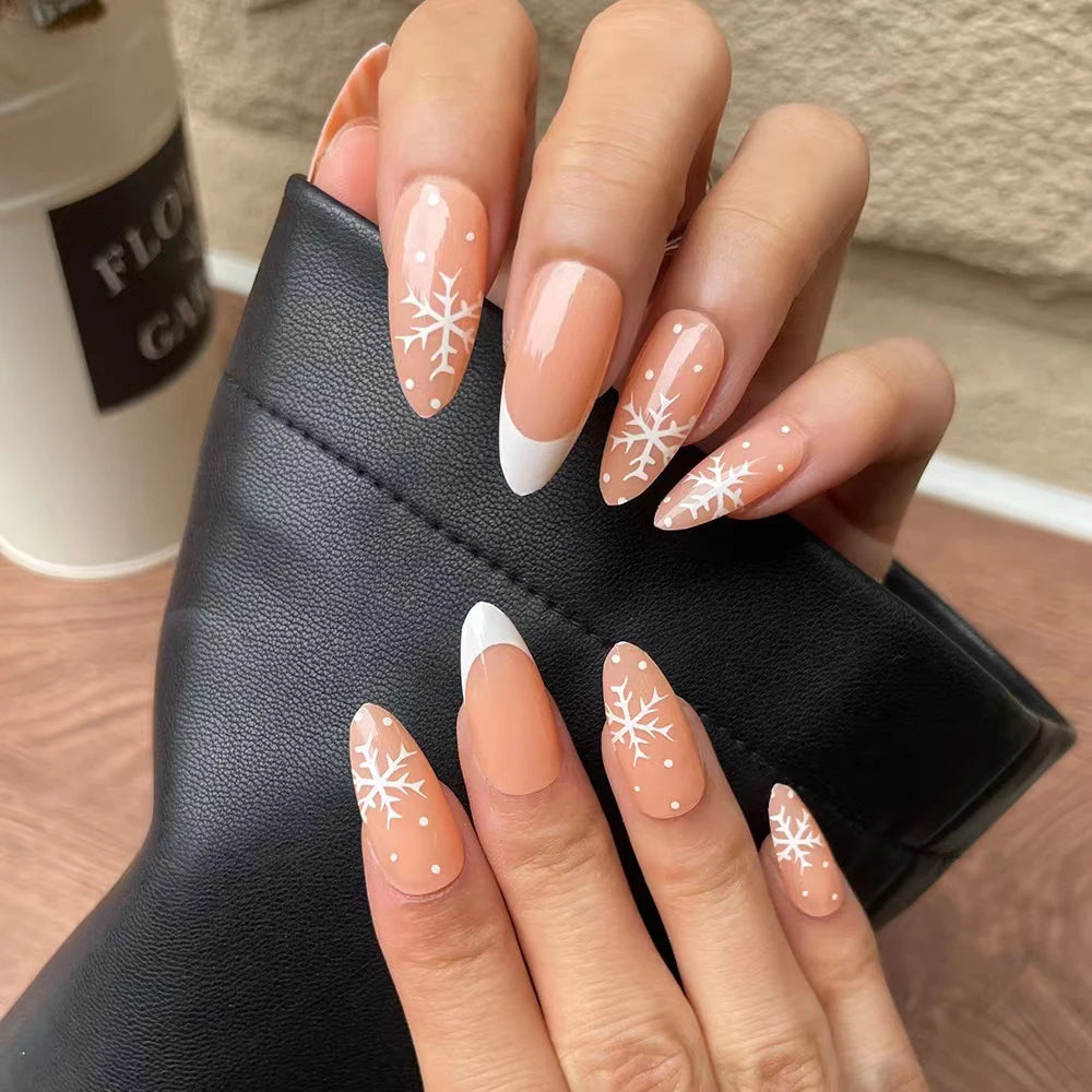 24Pcs/Box Christmas Women Wearable Fake Nails Finished Full Cover Europe America Christmas Collection Short Flat Nails Art Gift 44