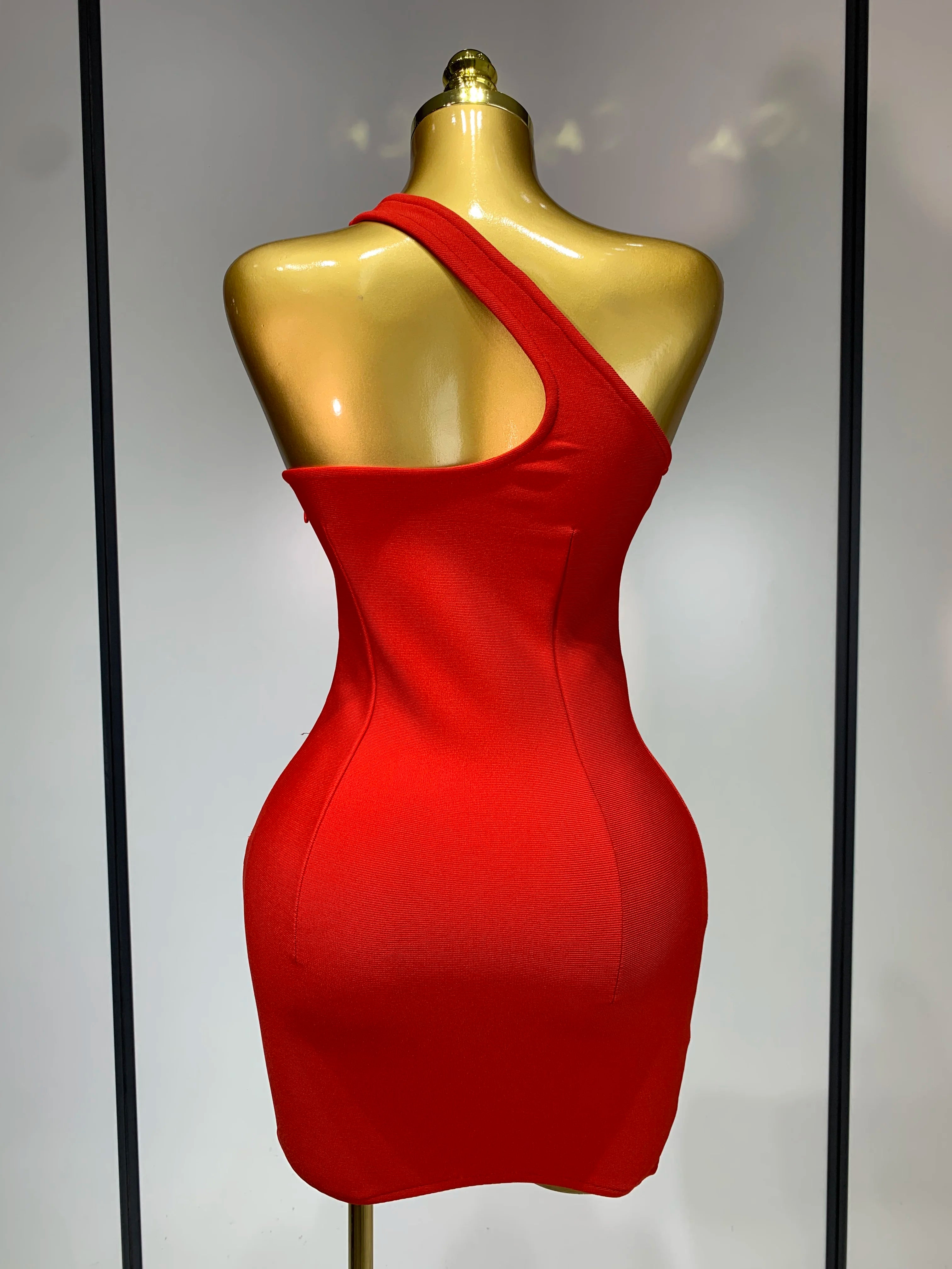 Luxury Birthday Dress Women Red Color Sexy One Shoulder Bodycon Bandage Mini Dress Celebrate Club Party Evening Fashion Dress