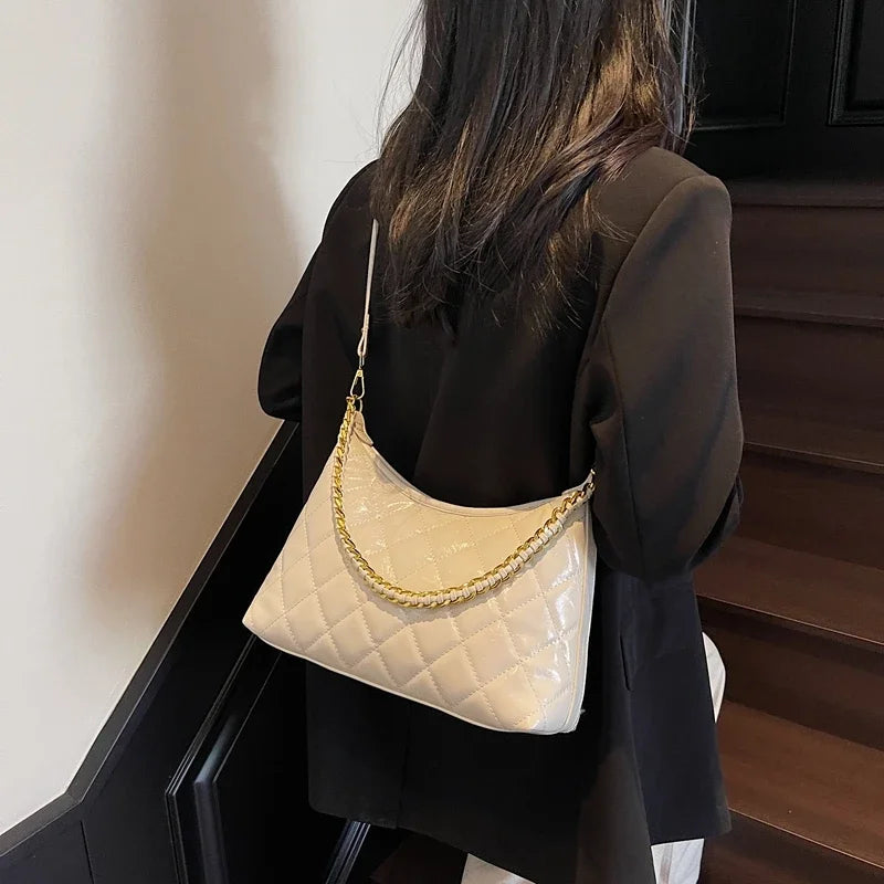 Stylish Minimalist Crossbody Bag - Designer Leather Tote With Vintage Parisian Flair And Elegant Large Capacity Feature