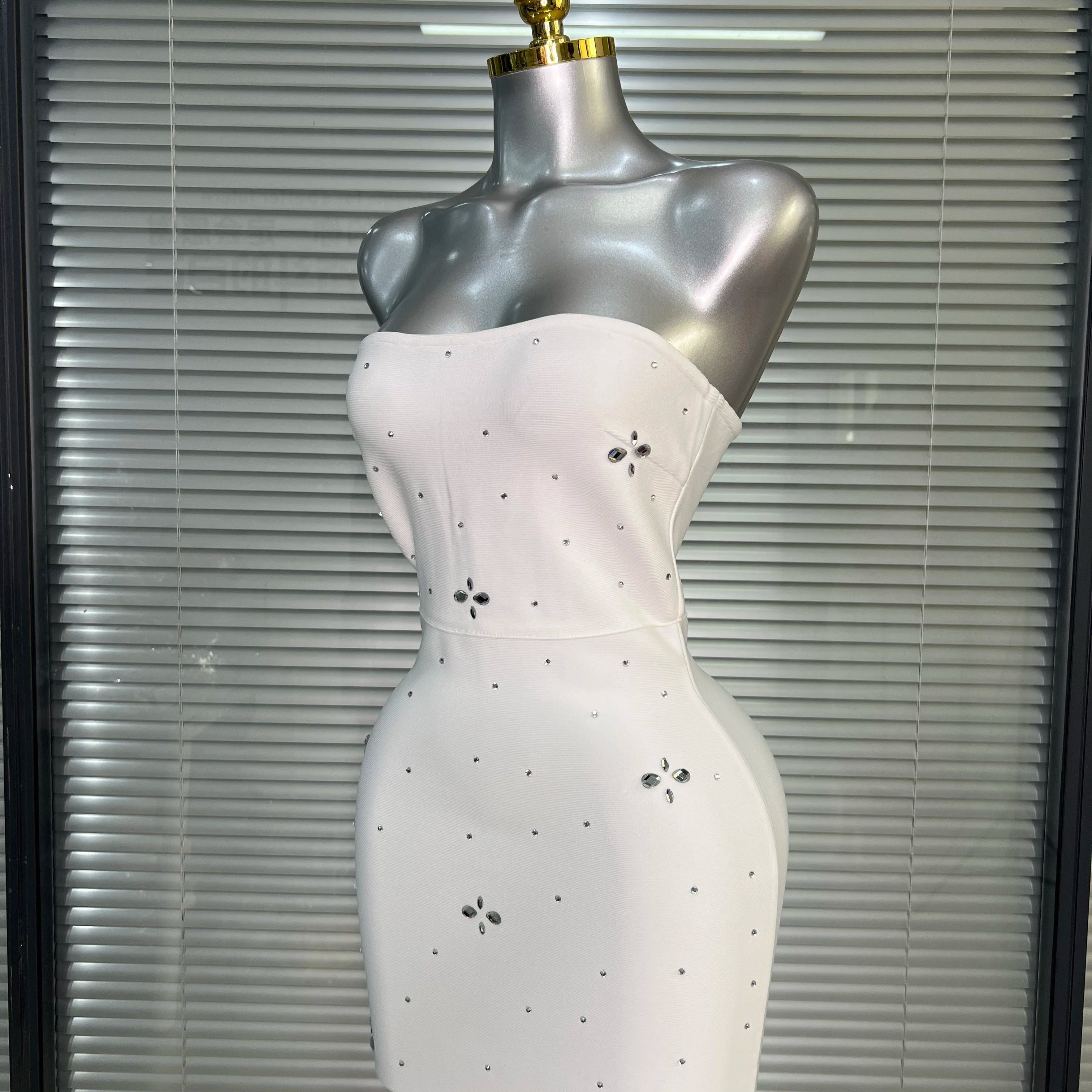 Summer New 2025 Women Strapless White Long Bodycon Bandage Dress Knitted Crystal Elegant Evening Party Dress Vestido