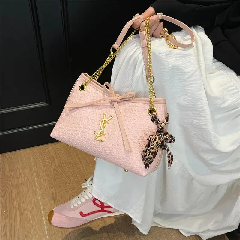 Popular Leather Crossbody Bag for Women Luxury Brand Famous Designer Classic Elegant Tote Bag with Strap