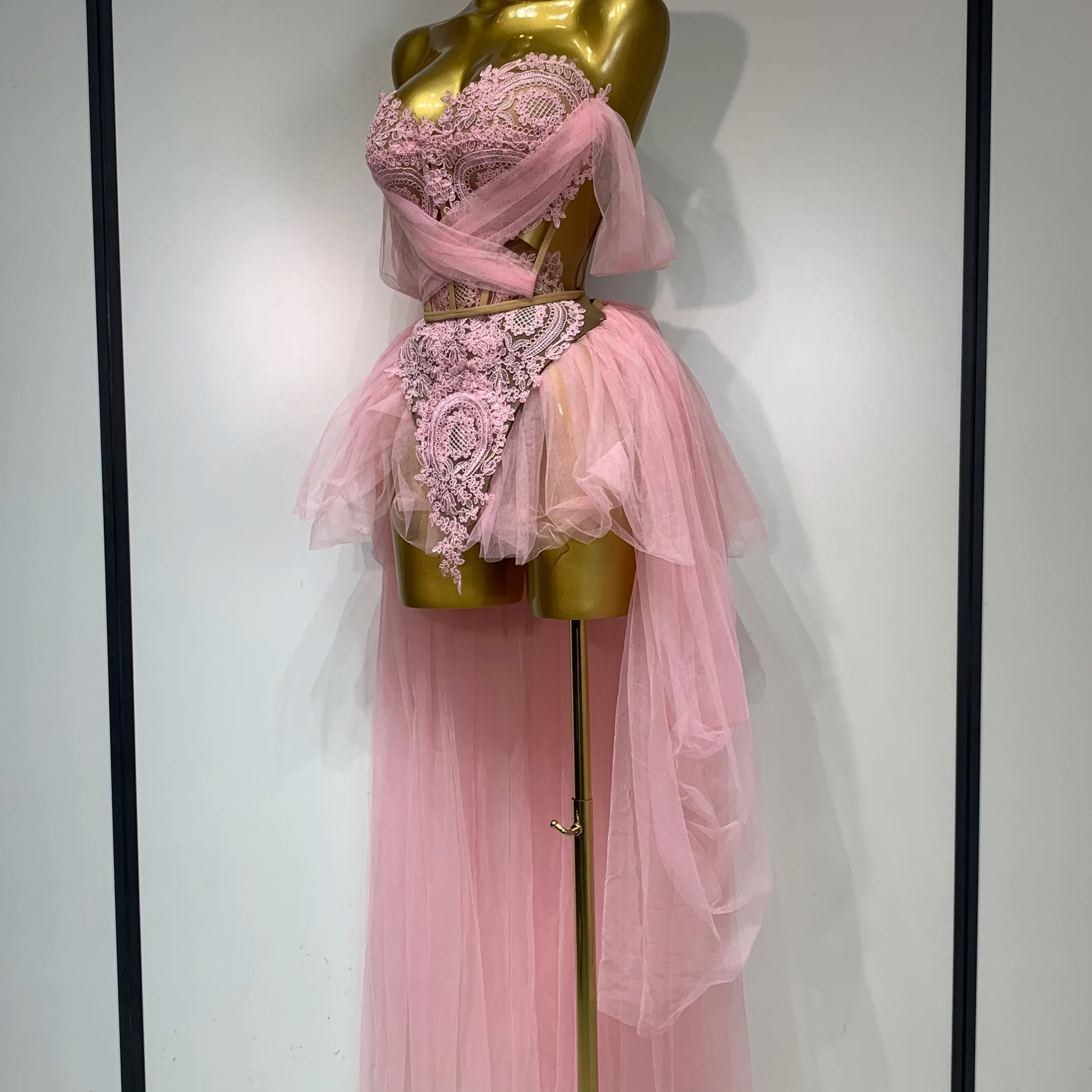 Women Sexy Strapless Pink Mesh Two Pieces Set Prom Gown Celebrate Birthday Nightclub Party Singer Stage Performance Costume