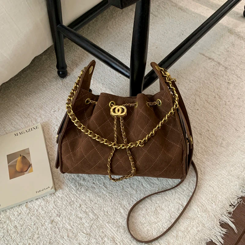 Stylish Women's Handbag Made Of Premium Leather, Elegant And Popular By Famous Designer For Daily Essentials