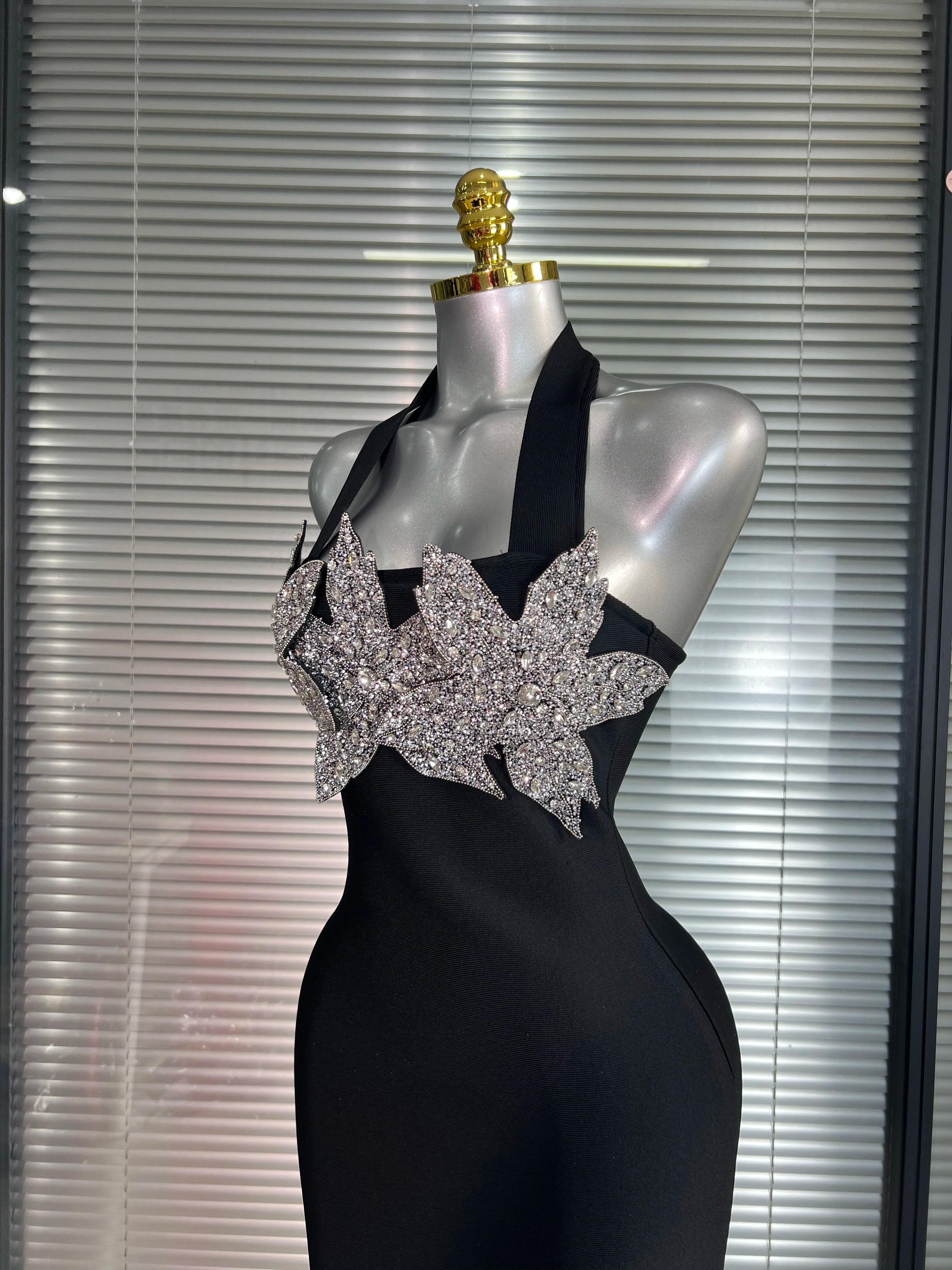 Brand New Summer 2025 Women Black Halter Bodycon Bandage Bodycon Dress Crystal Evening Party Dress Vestido
