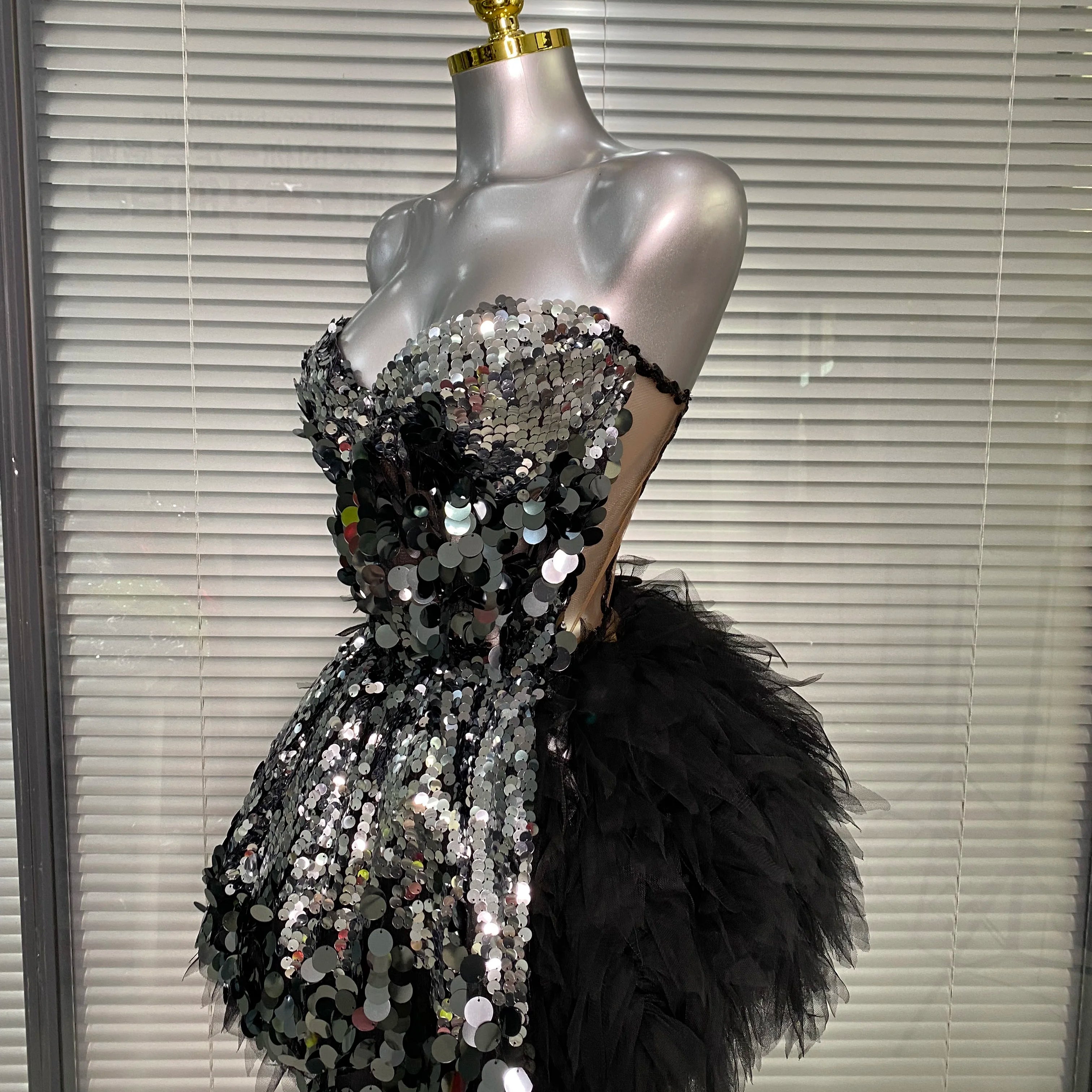 Women Sexy Sequins Black Two Pieces Set Tutu Night Club Skirt Suits Singer Dancer Stage Performance Costume