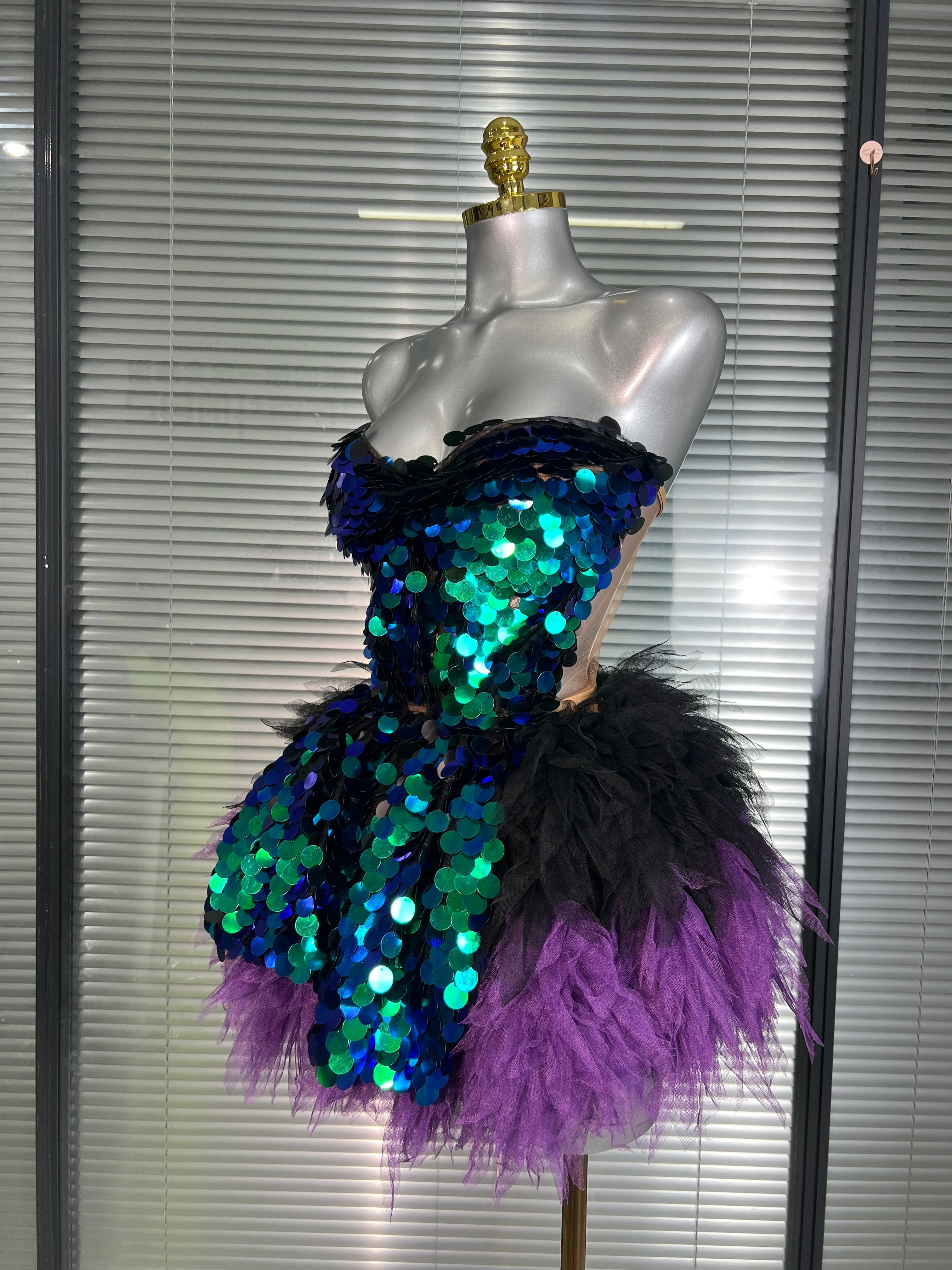 Women Sexy Sequins Two Pieces Set Shinning Night Club Skirt Suits Singer Dancer Adjustable Stage Performance Costume