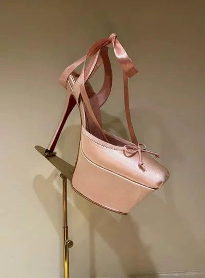 Sapatos de salto alto femininos com cadarço, bico quadrado, salto fino, plataforma, plissado, sandálias de luxo para casamento