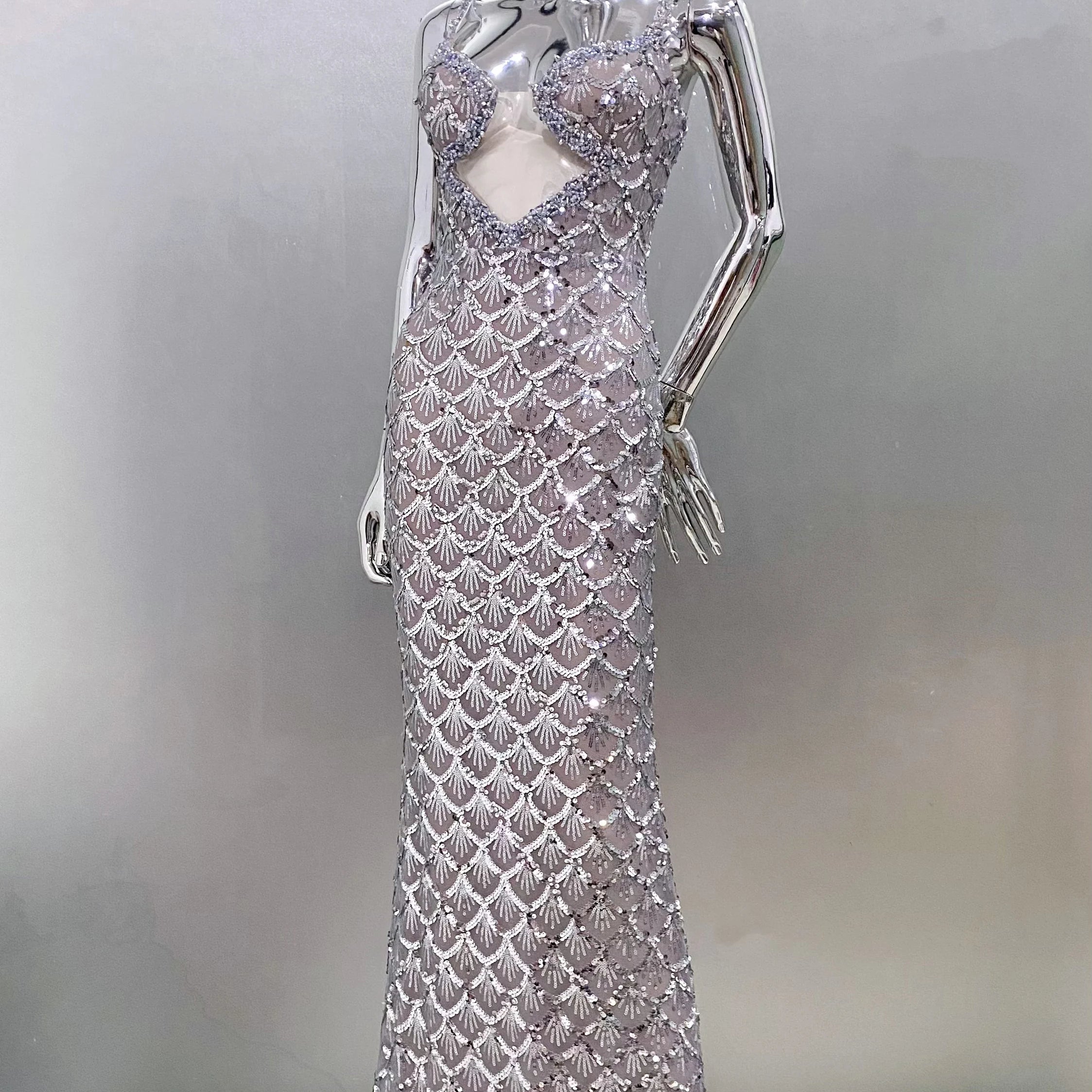 Sparkling  Sliver Sequins Sexy V-Neck Spaghetti Strapless Floor Length Dress Graceful Evening Dress Celebrity Party Outfit