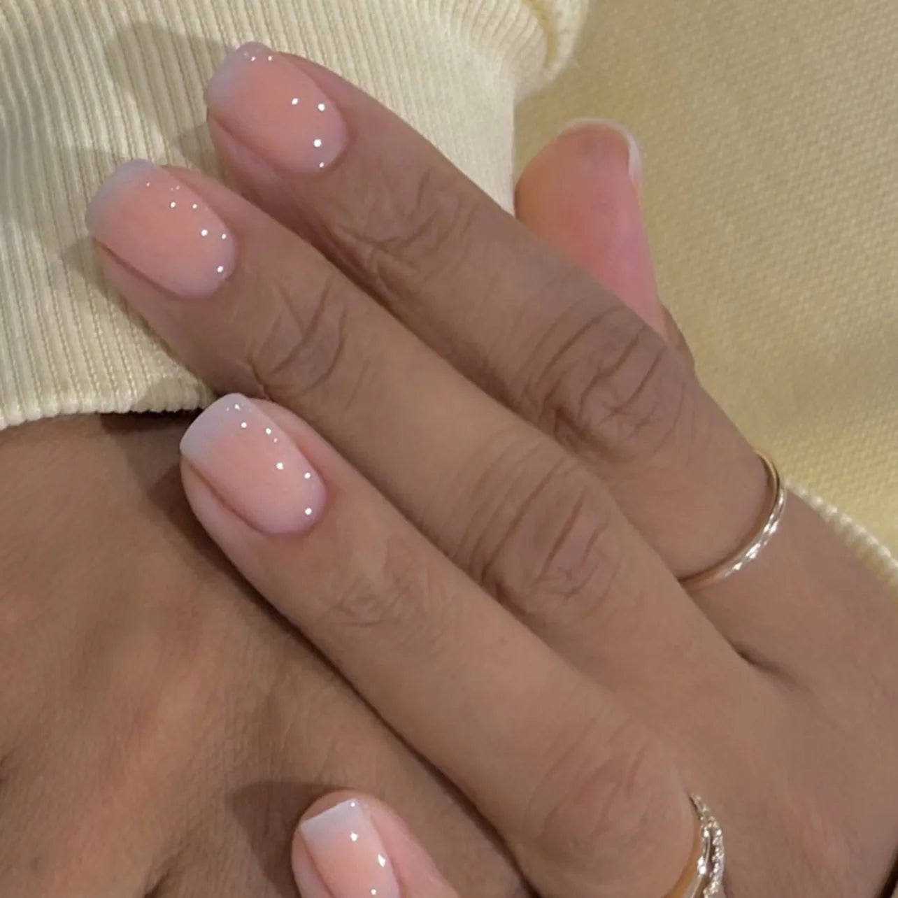 24Pcs Wine Red Simple Press on Nails Short Square Ballet Cute Wearing French Nails Fashion Glossy Solid Color Acrylic False Nail