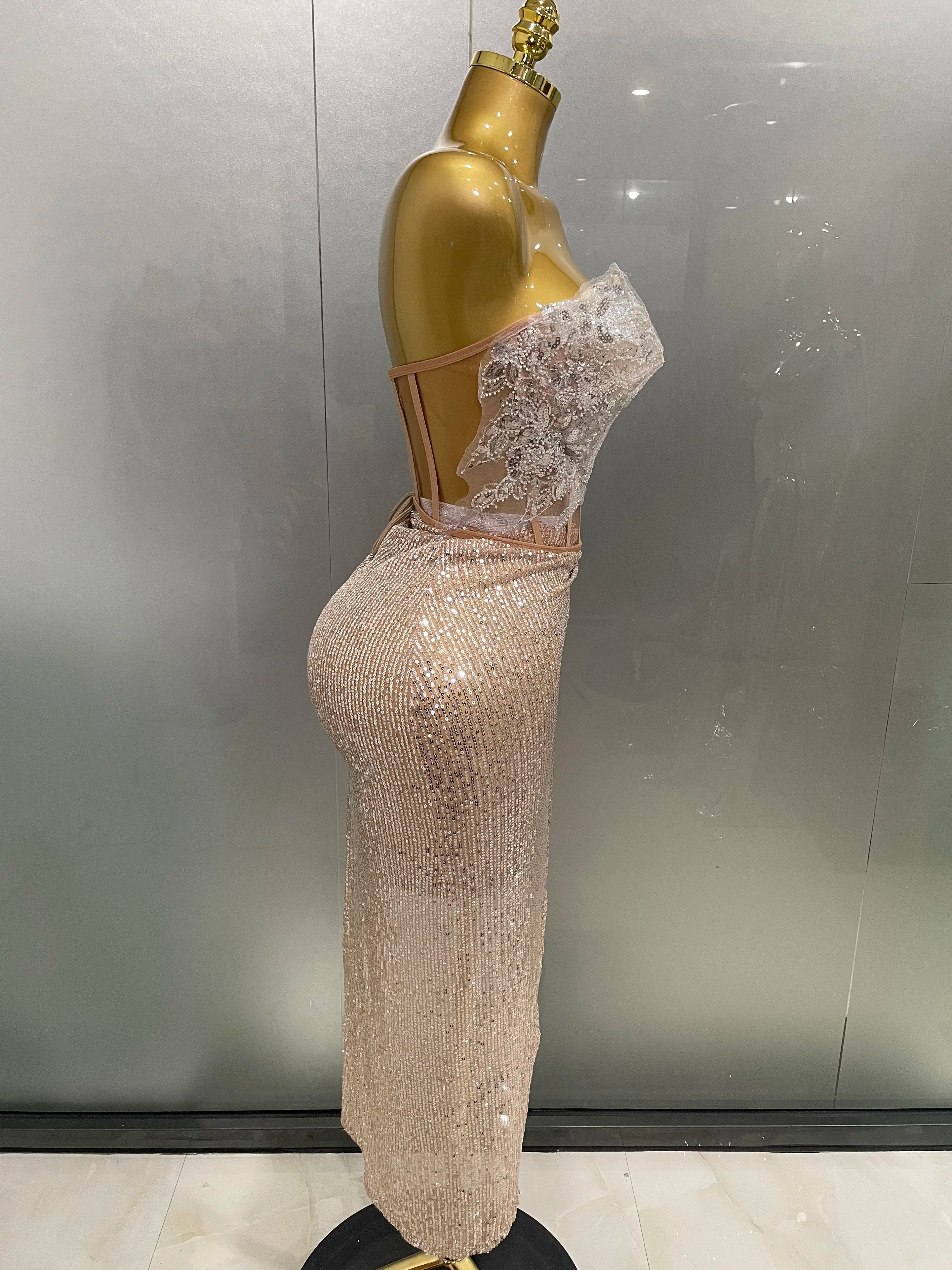 2025New Women Sparkle Rhinestone Sequins Two Pieces Evening Party Dress Celebrate Festival Dancer Bar Nightclub Ds Dj Stage Wear