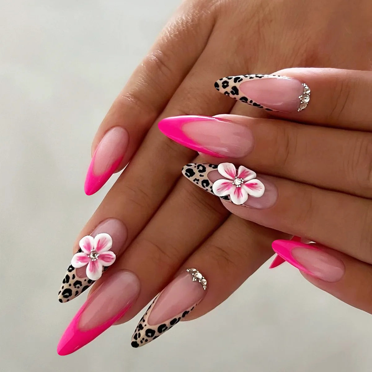 24Pcs French Leopard Print Fake Nails 3D Flower Almond Stiletto Nails Detachable Acrylic Press on Nails Full Cover Nail Tips Art