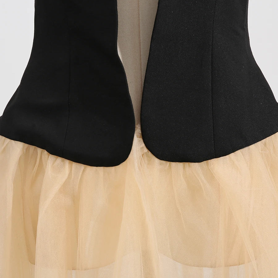 TWOTWINSTYLE Hit Color Sheer Elegant Jacket for Women Lapel Sleeveless Patchwork Folds Fashion Long Jacket Female Clothing New