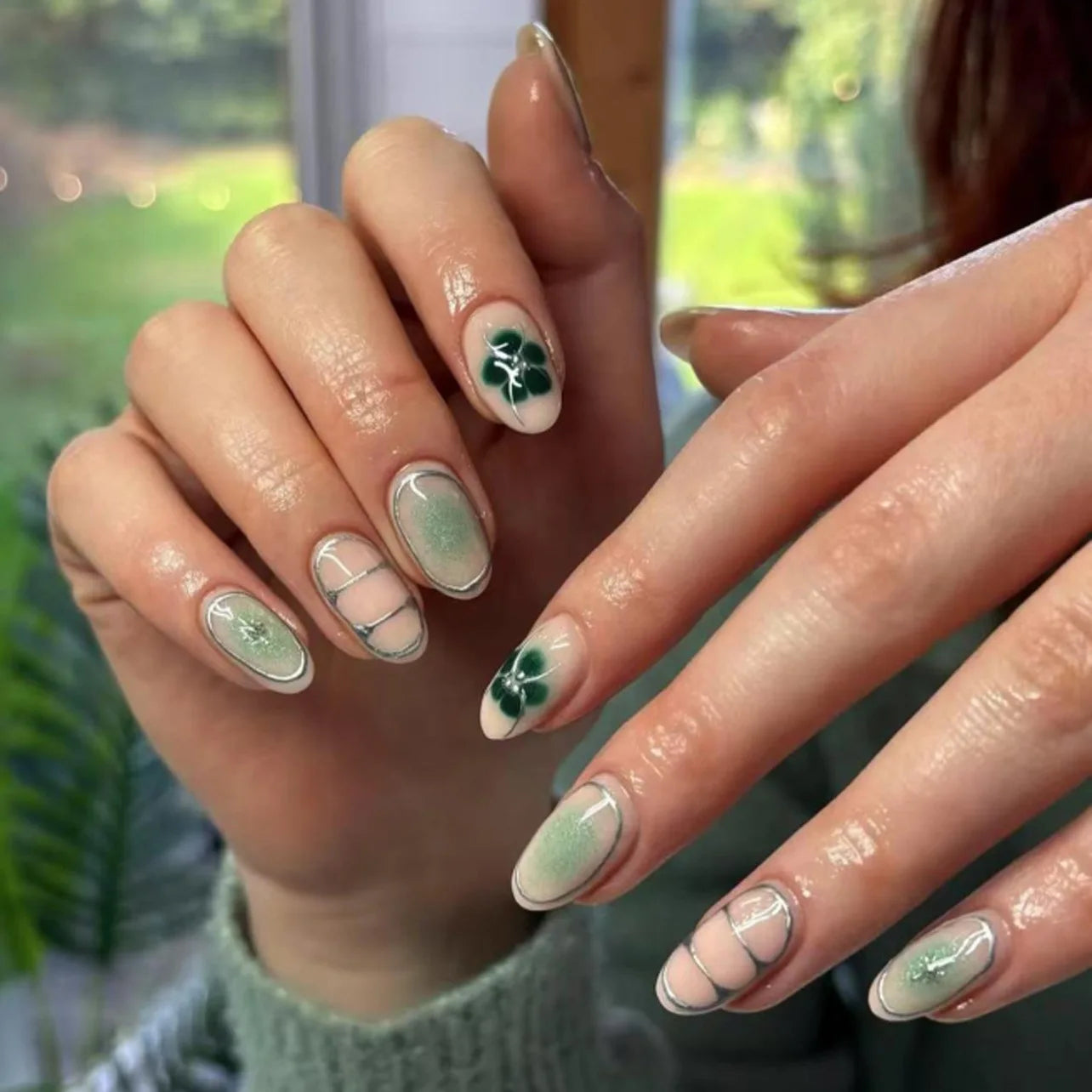 24pcs Leopard Print French Press on Nails Y2k Star Crocodile Pattern Fake Nail Tips Wearable Spice Girl Short Almond False Nails
