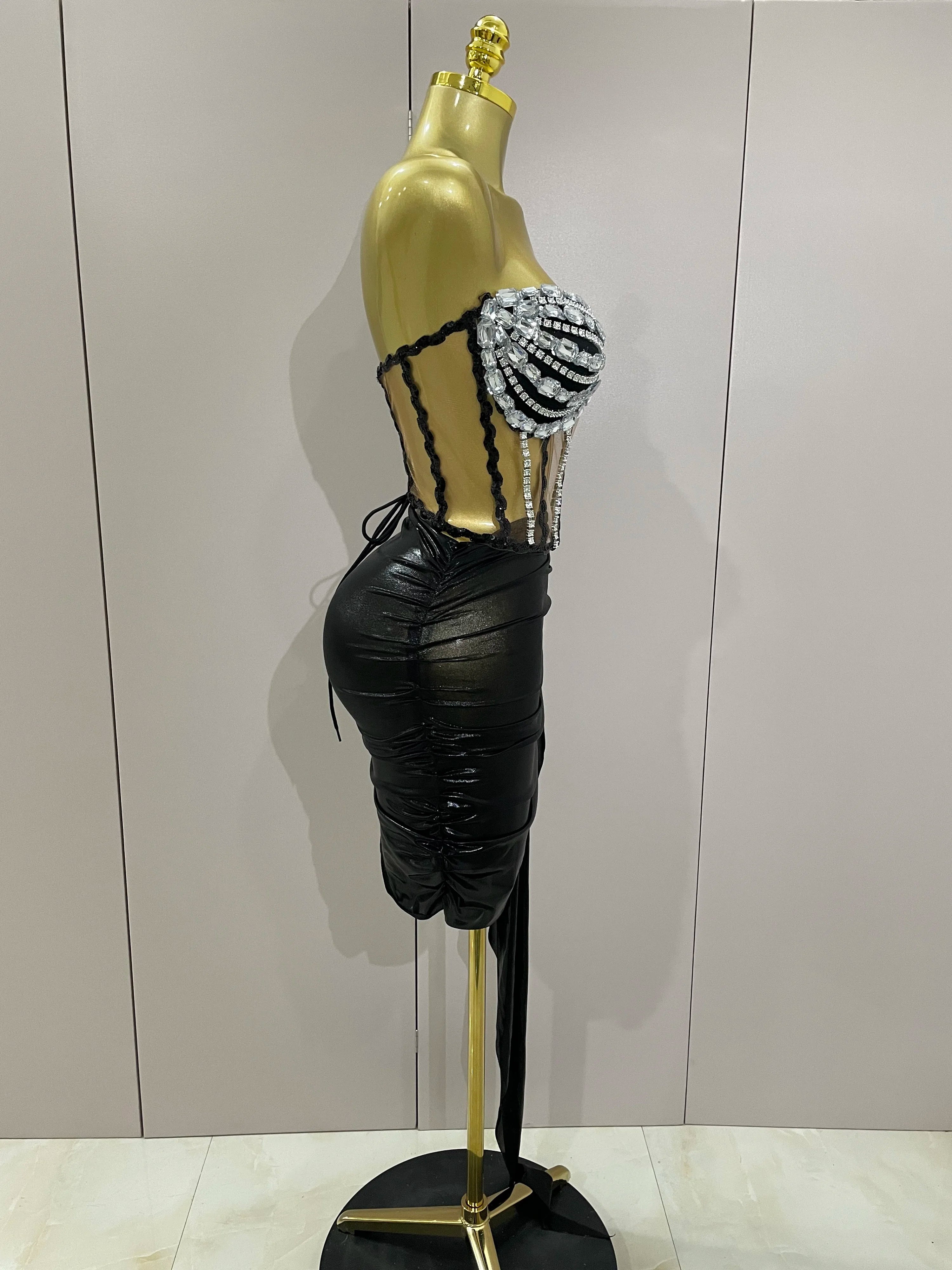 Sexy Shining Rhinestone Sequin 2 Pieces Top Skirt Set 2025 Women Celebrity Evening Party Stage Nightclub Performance Costume