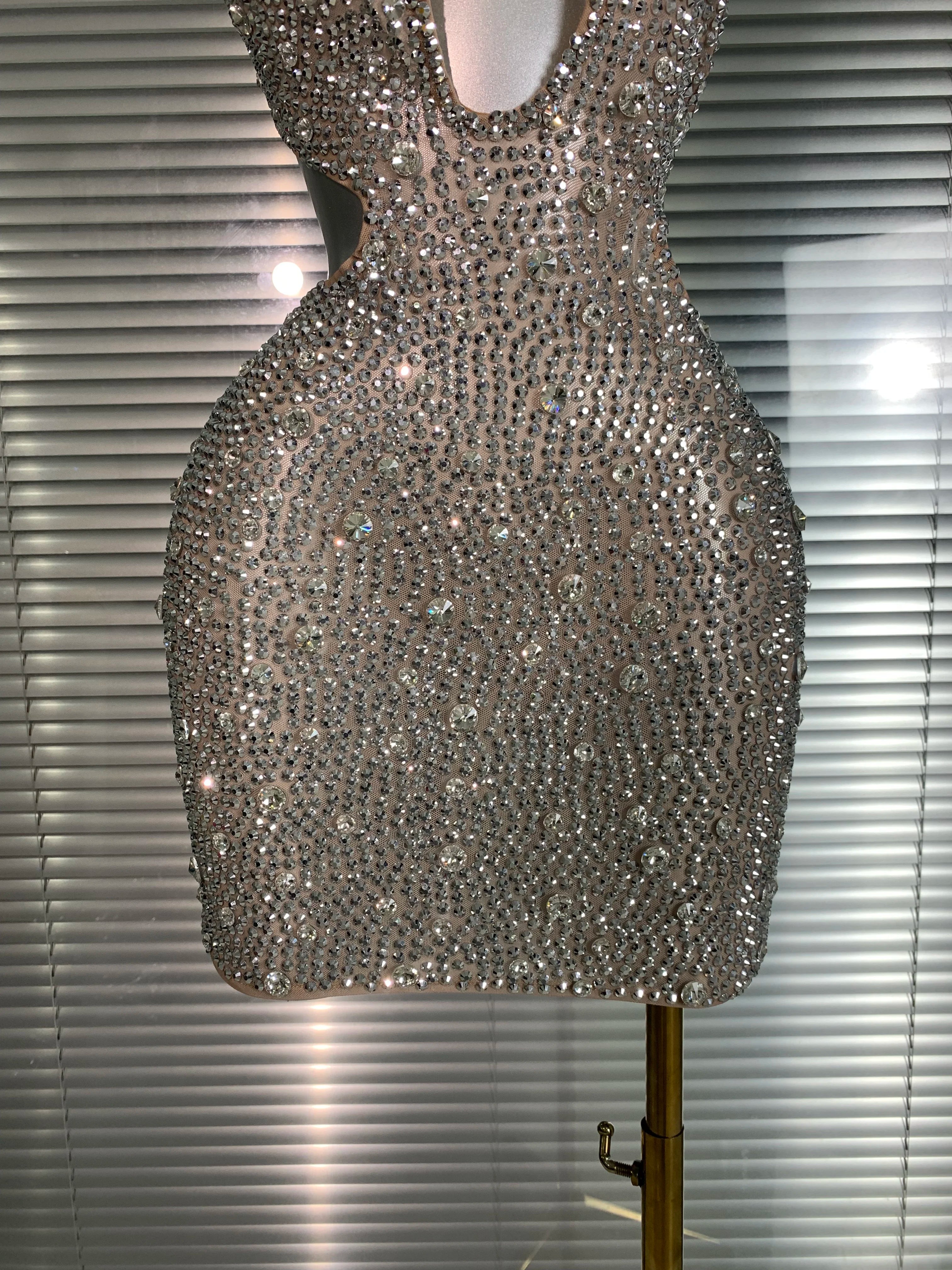 Women Sexy Mesh Silver Crystal Diamonds Rhinestone Mini Cut Out Costume Stage Dancer See Through Stretchy Night Club Party Dress