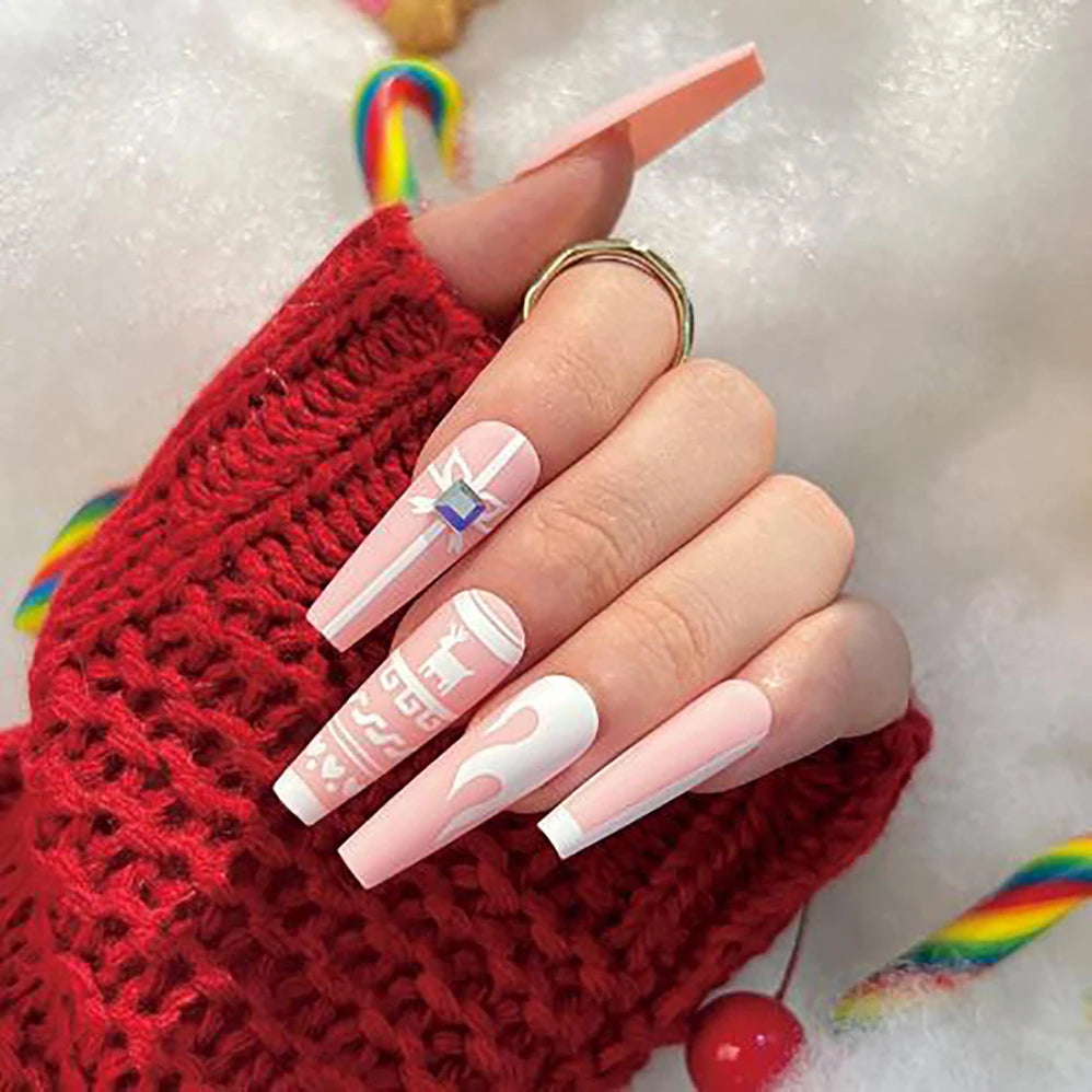 24Pcs/Box Christmas Women Wearable Fake Nails Finished Full Cover Europe America Christmas Collection Short Flat Nails Art Gift 26