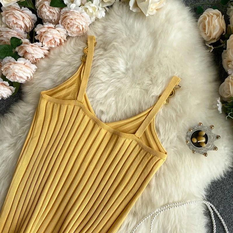 V-neck Halter Sexy Camisole Top 2022 Summer Women Sexy off-Shoulder Solid Color Sleeveless Camis Women's Clothing Tanks Tops