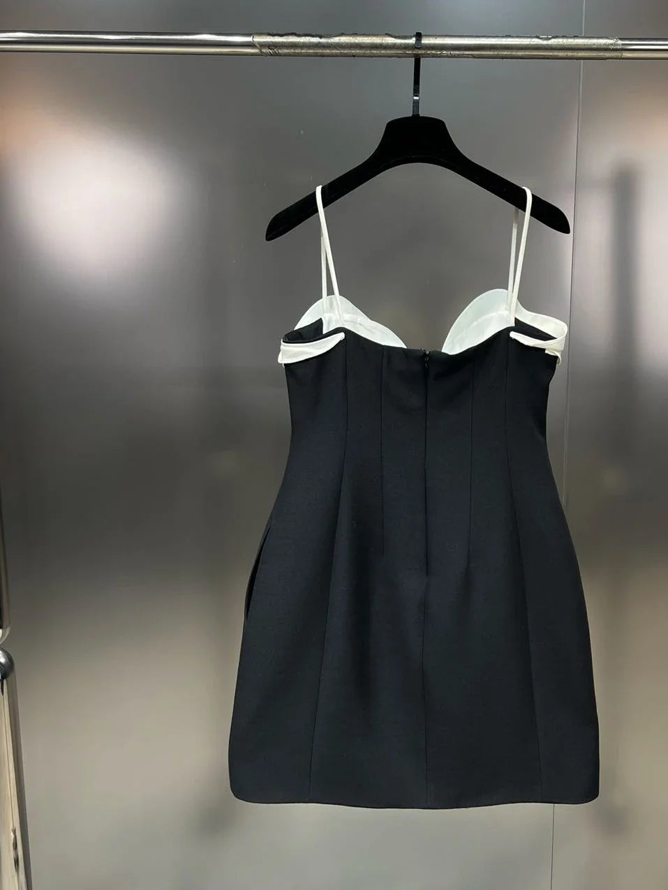 PREPOMP Spring New Arrival Sleeveless Petals Appliques Design Contrast Color Slim Waist Short Dress Women GM986