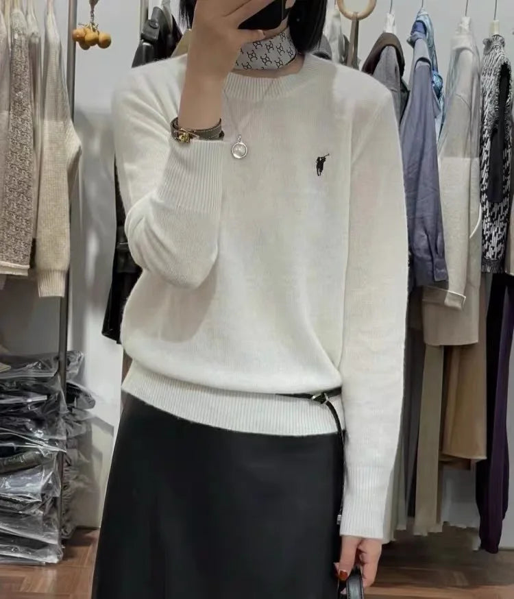 Women's Fashion Spring and Autumn Cashmere Embroidered Pullover O-neck New Soft and Comfortable Casual Long Sleeve Embroide white